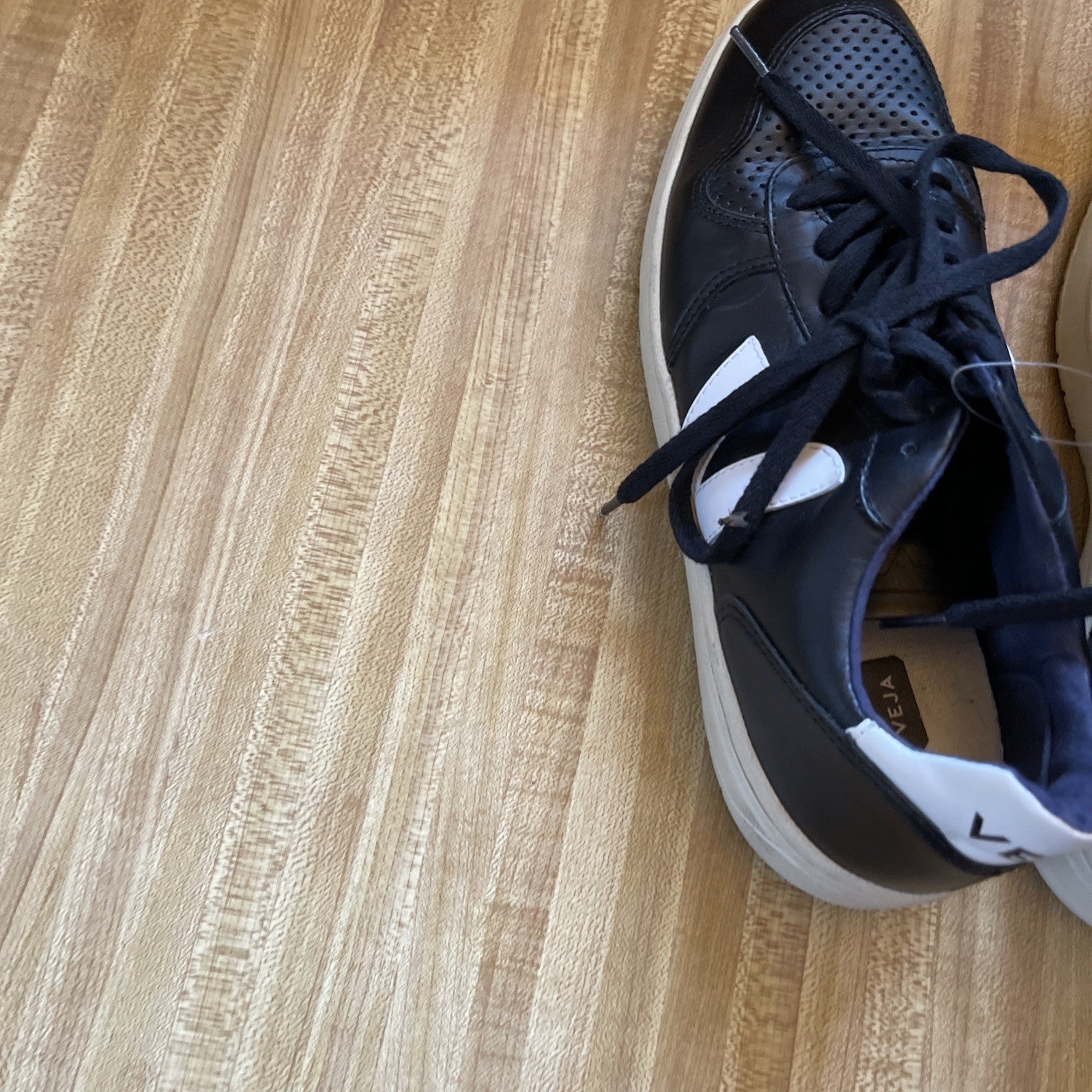 Veja Sneakers Men’s 9
