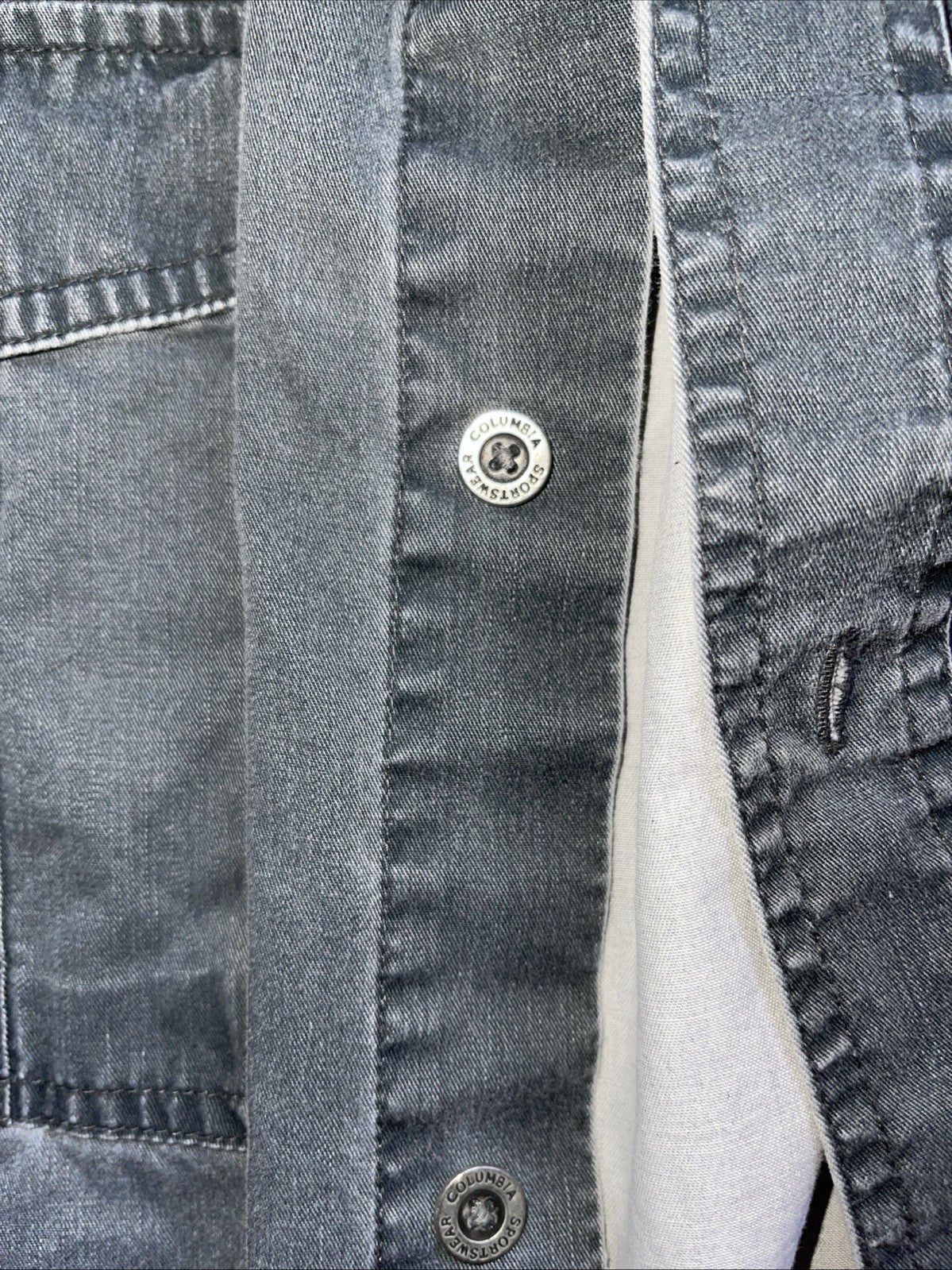 Columbia Button Up Shirt XL Metal Buttons 