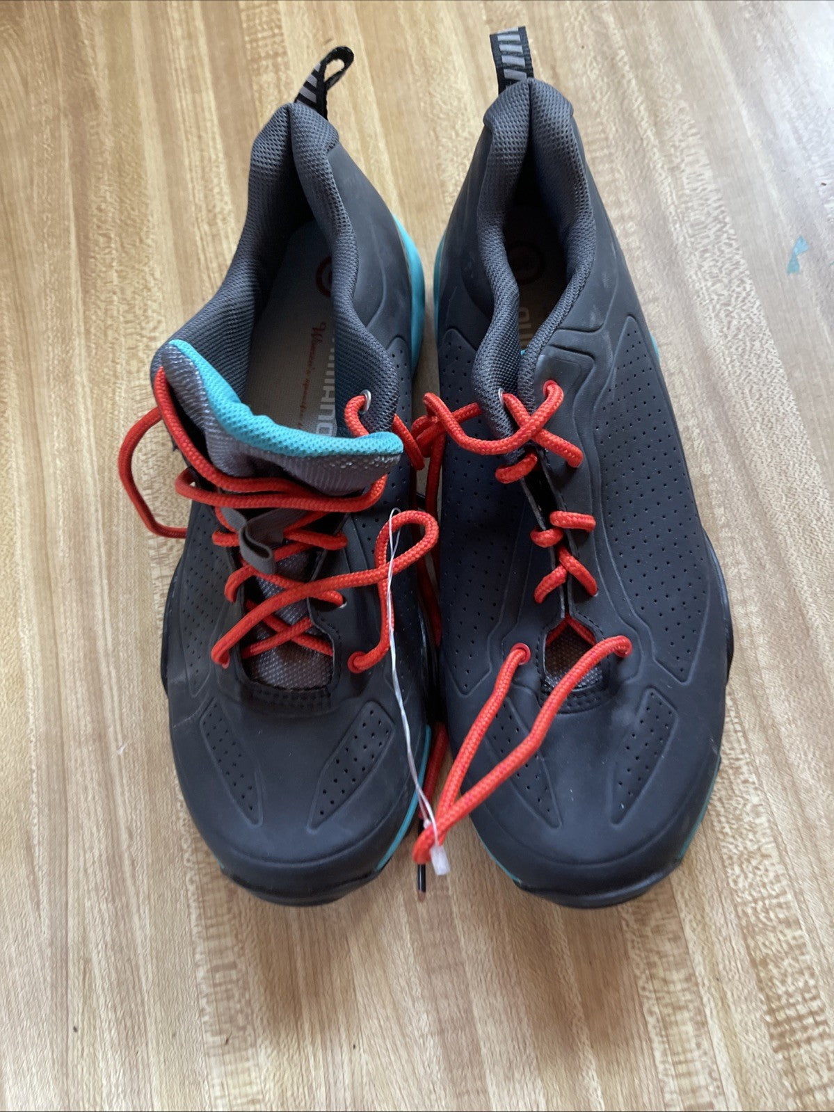 Shimano Pedaling Dynamic Cycling Shoes Size US 7.2 EU 39