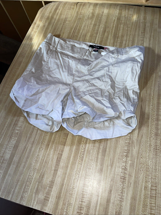 Torrid Shorts 28