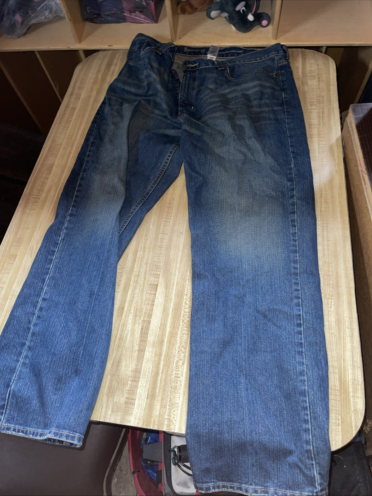 Roebuck & Co Relaxed Straight Jeans 38/32
