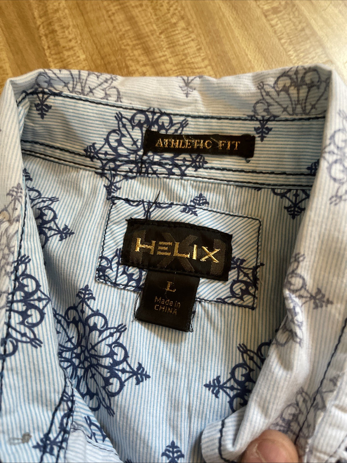 Helix Button Up Large