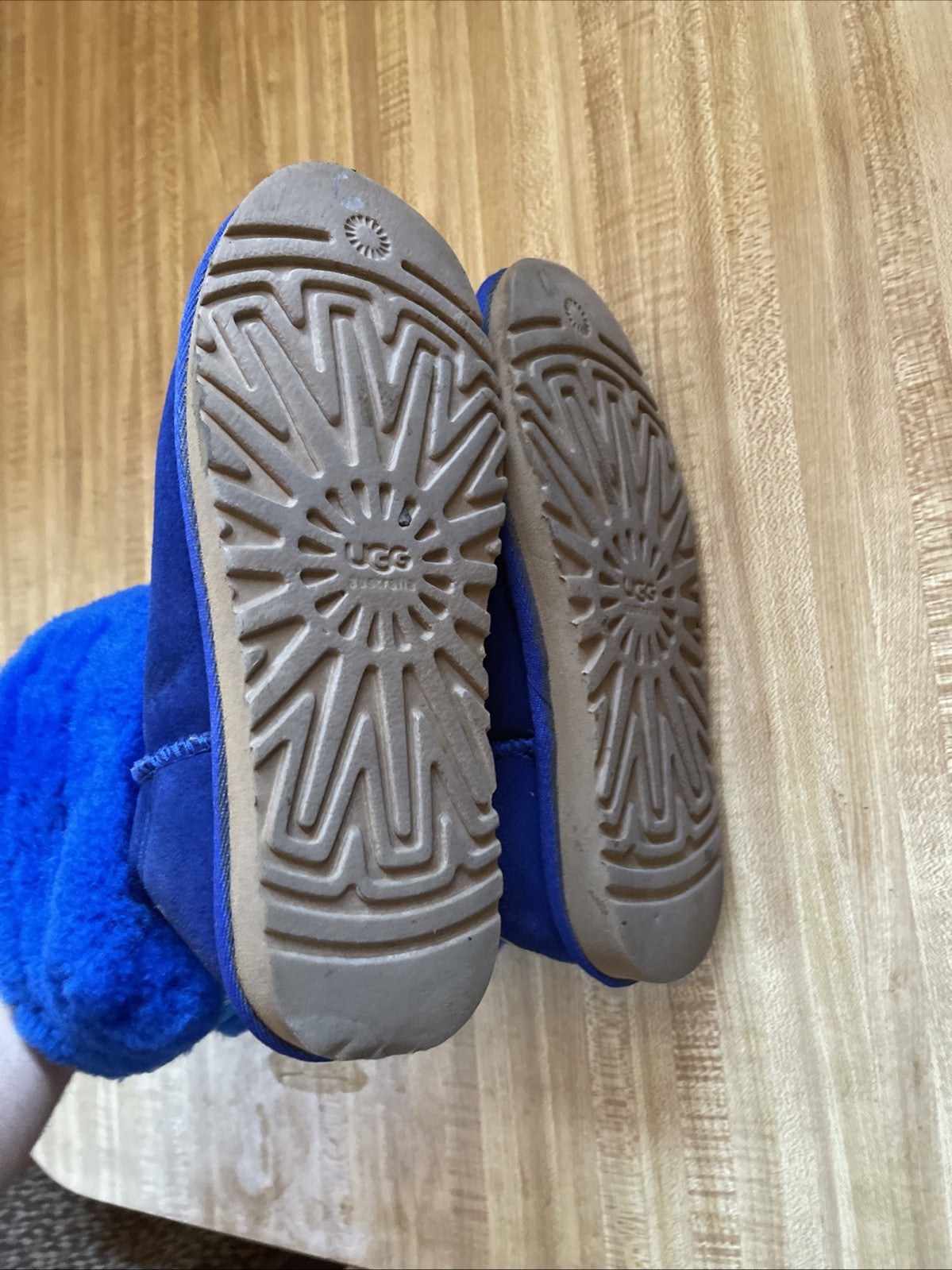 Ugg Snow Boots 8