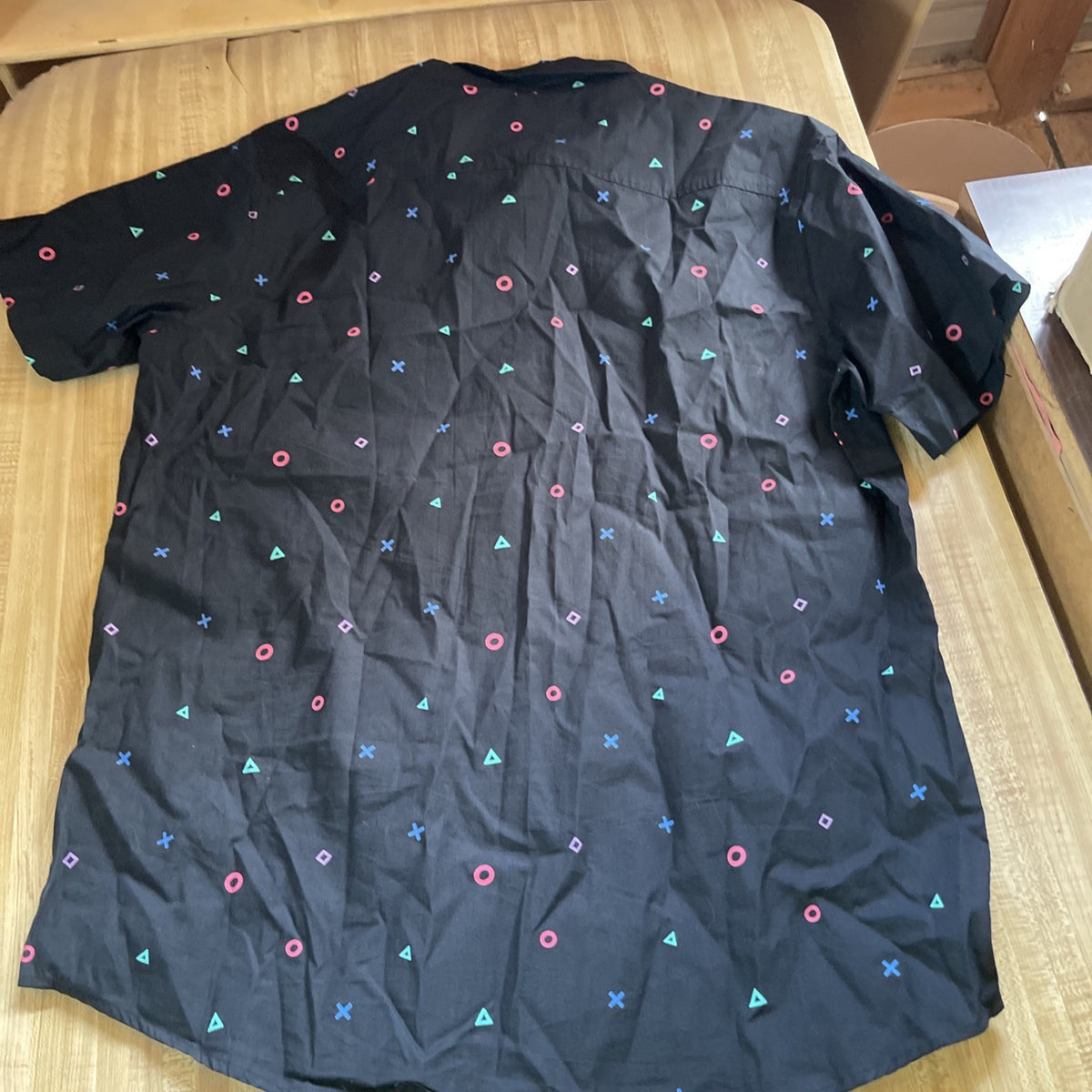 PlayStation Button Up XL