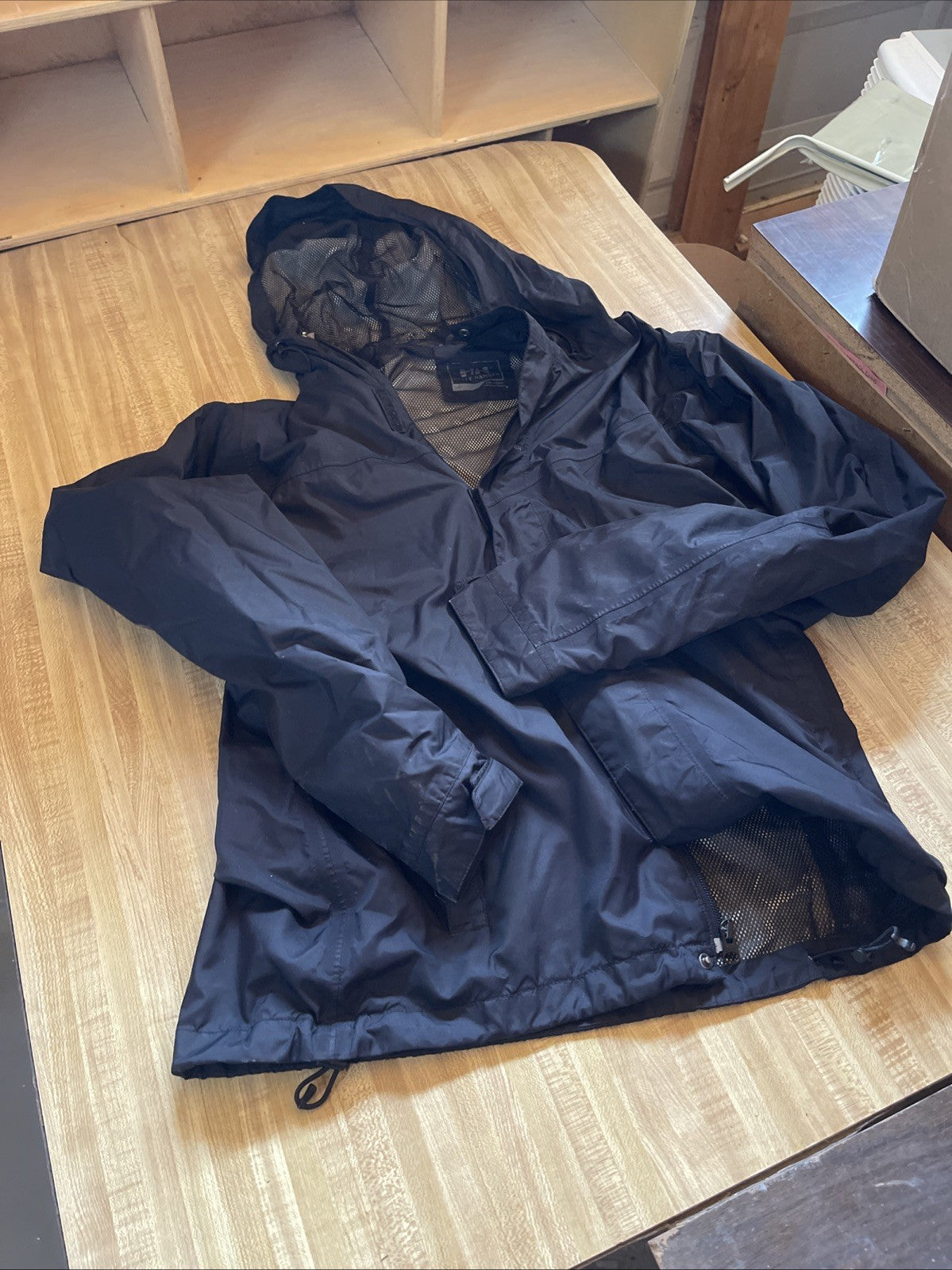 Helly Hansen Jacket Small