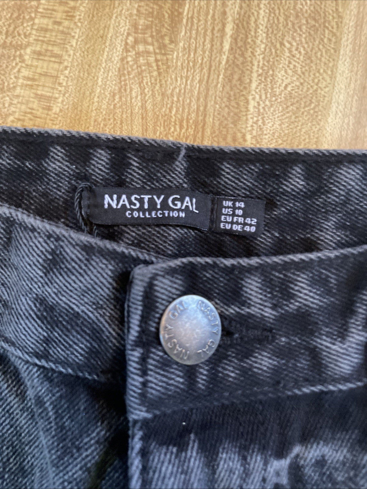 Nasty Gal Jeans Size 10 NWT 
