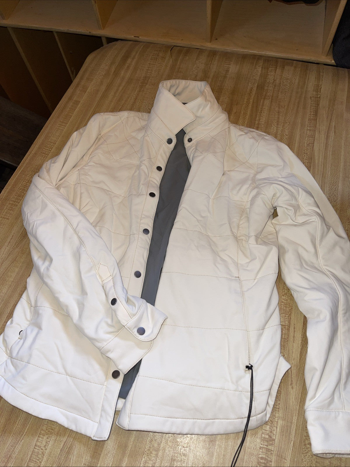 Kuhl Aurora Shirtjak Jacket Medium NWT 
