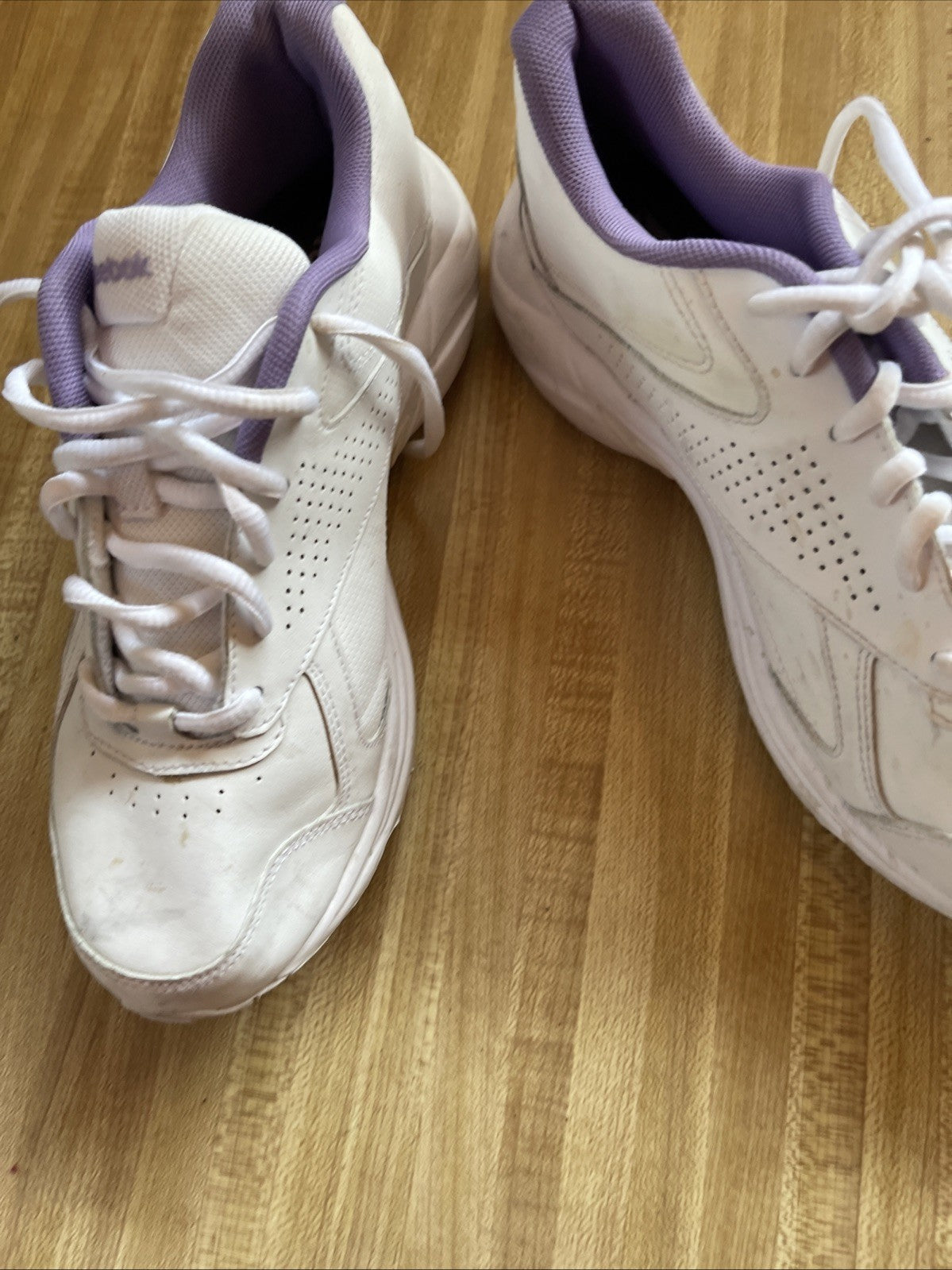 Reebok Memorytech Size 7.5 