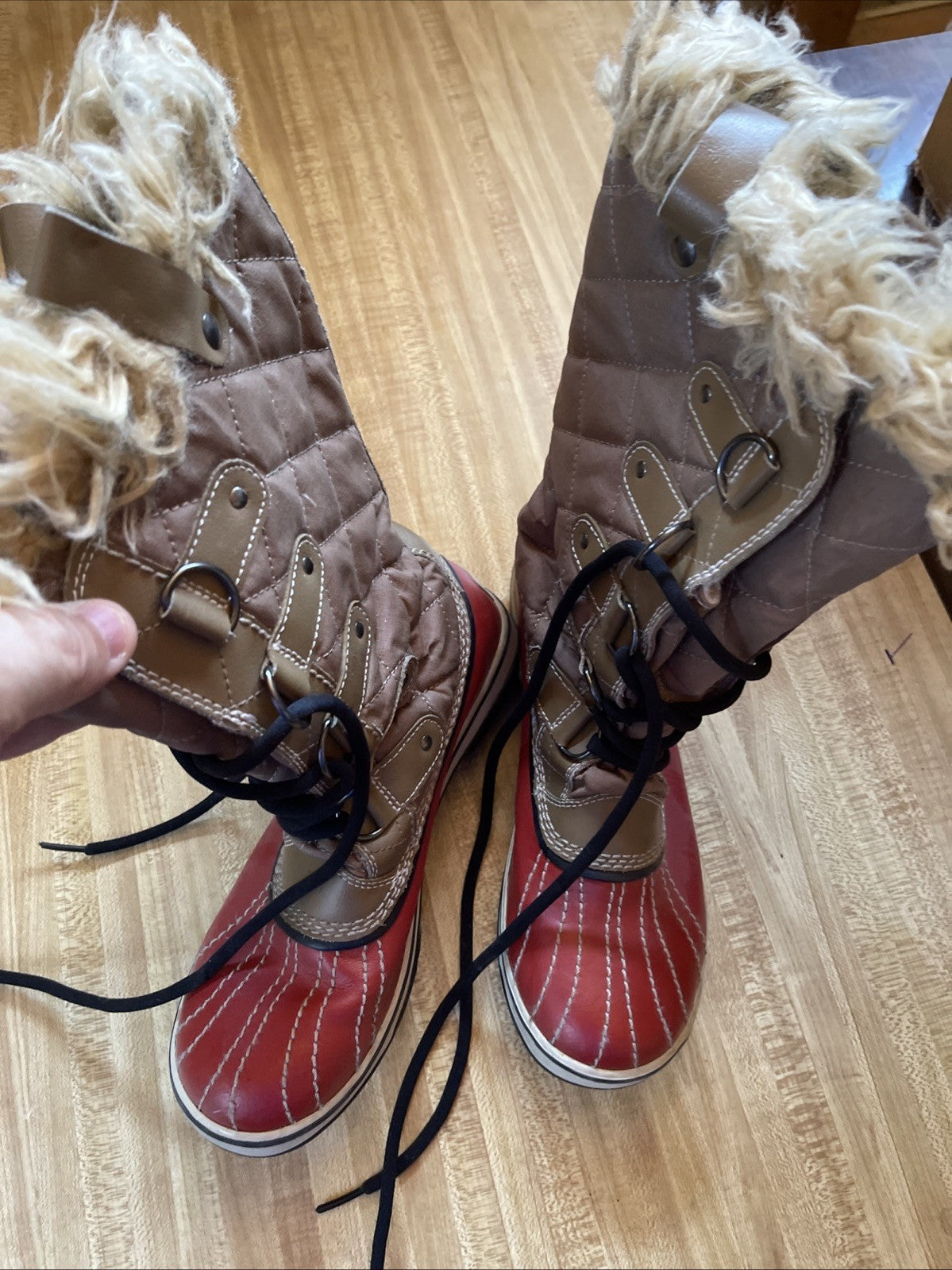 sorel snow boots women 7.5