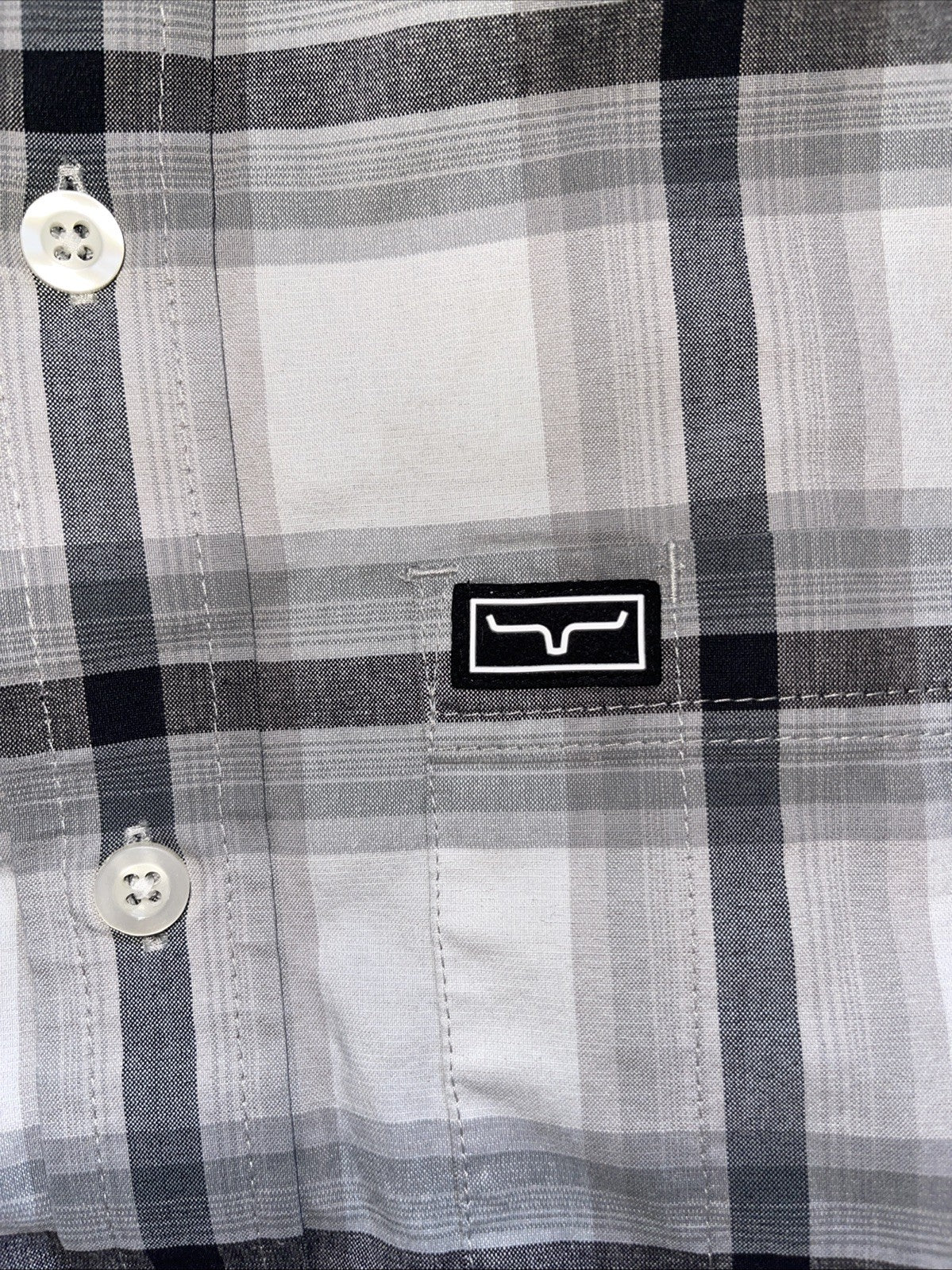 Kimes Ranch Button Up Medium 
