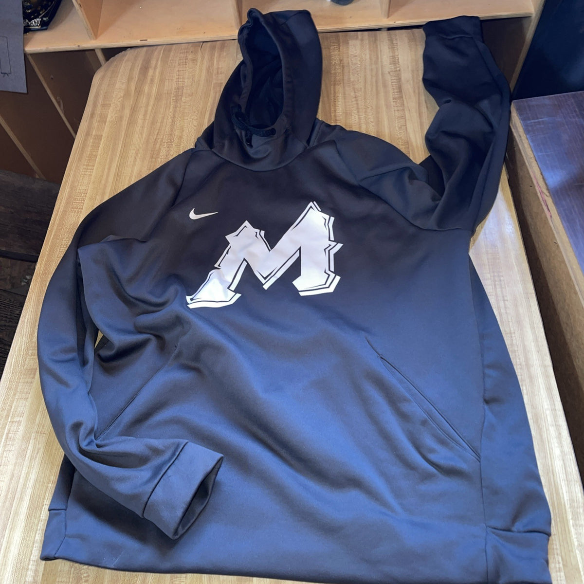Nike Dri Fit Hoodie XL Menlo College?