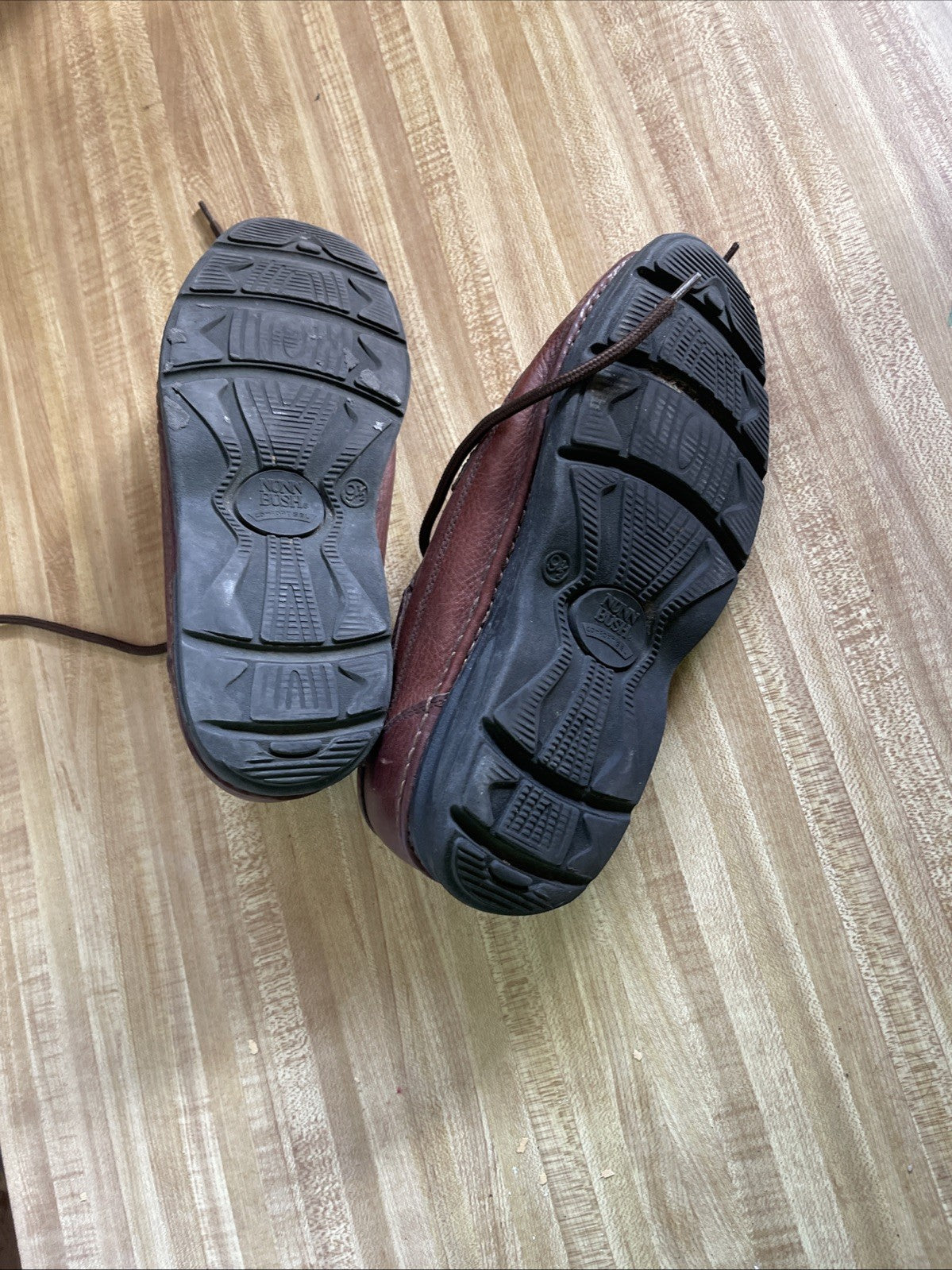 Nunn Bush Shoes 9.5
