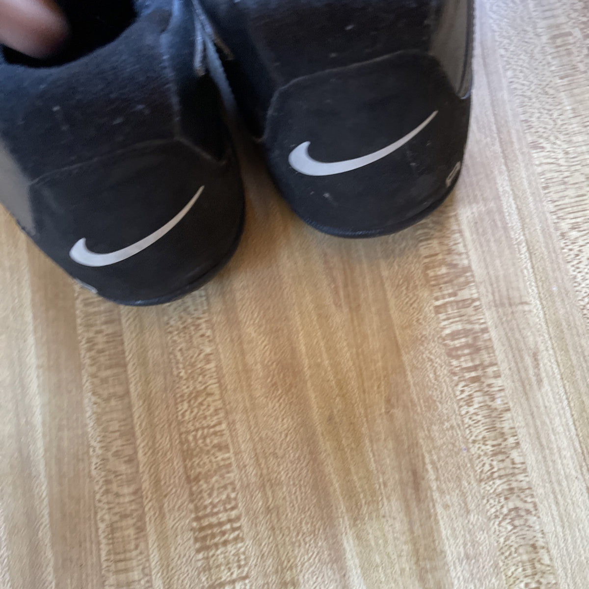 Nike Air Baseline Low 14