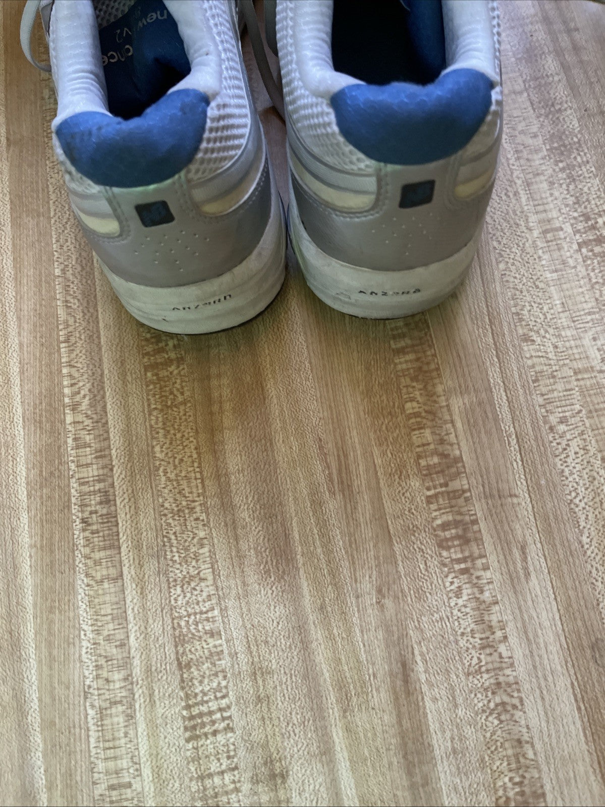 New Balance 847v2 Size 9.5 EE