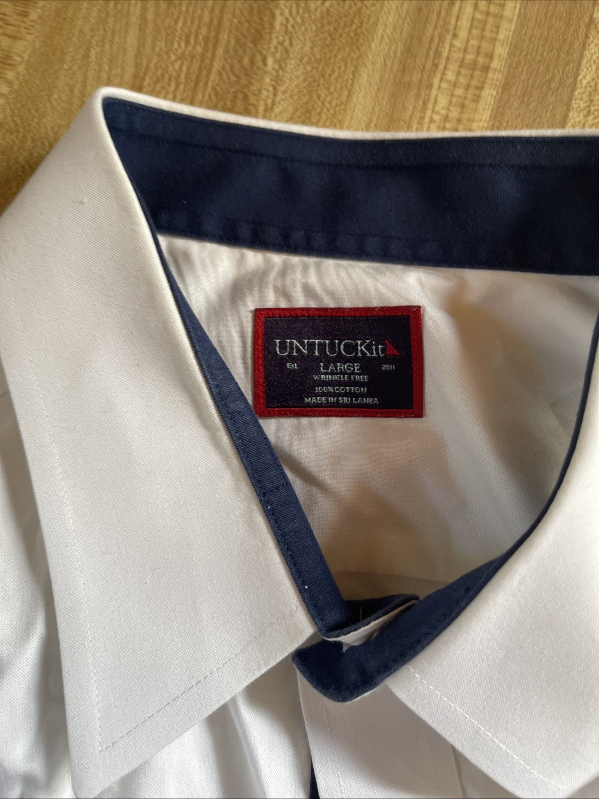 Untuckit Shirt Large 