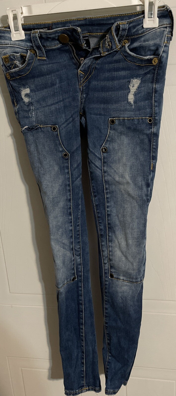 True Religion Halle 24