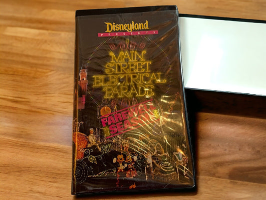 Disneyland Presents: Main Street Electrical Parade, Farewell Season 1996 (VHS)