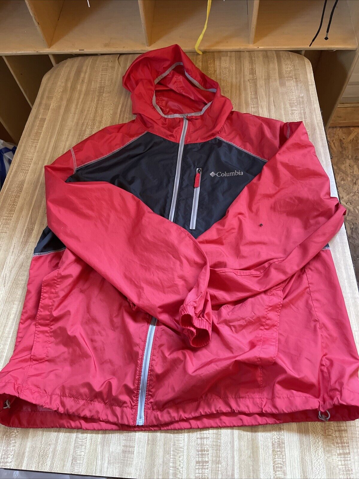 Columbia Windbreaker XL Lightweight Packable