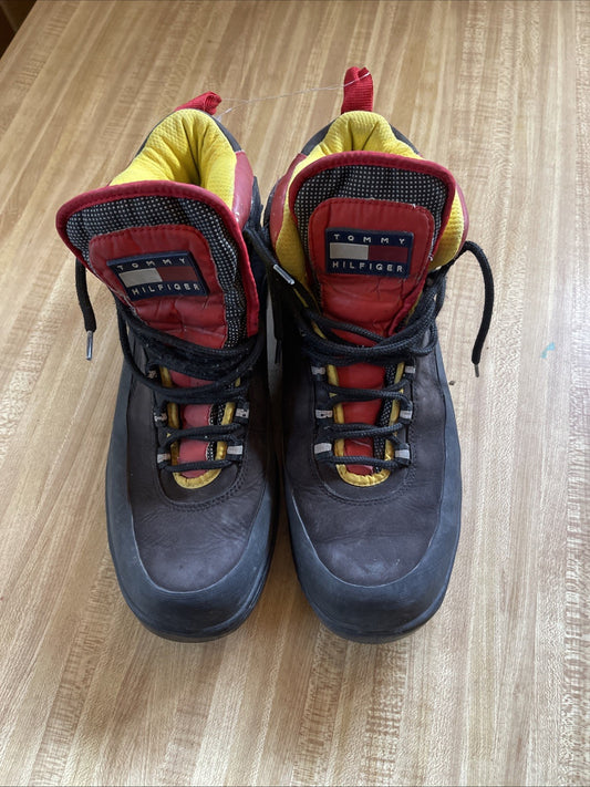 Tommy Hilfiger Boots 13