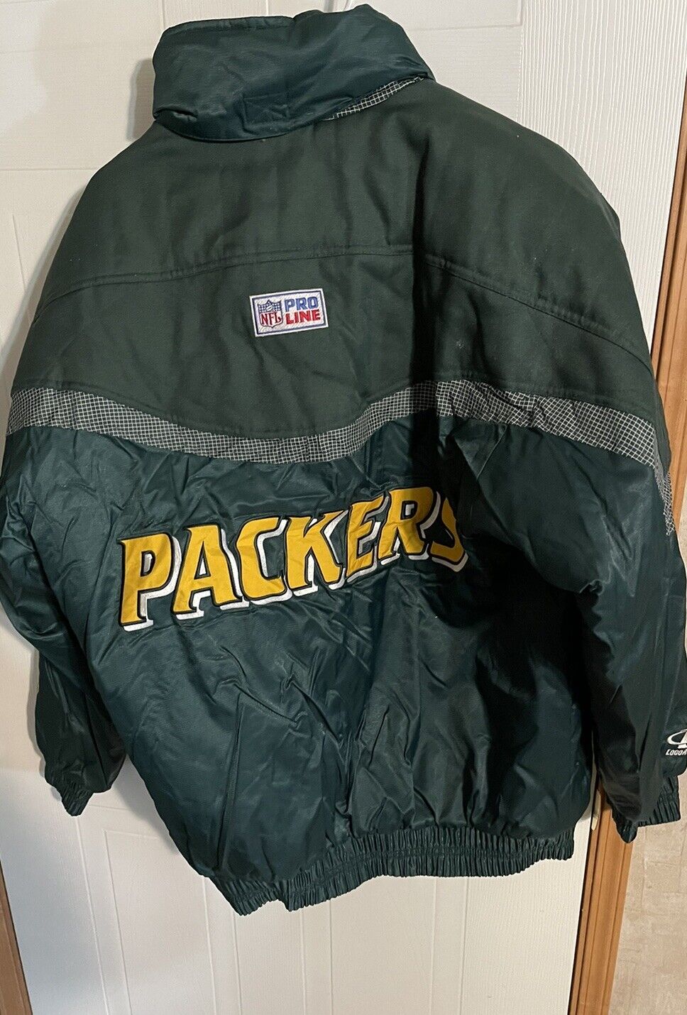 Vintage Logo Athletic Pro Line Packers Puffer Jacket Medium 