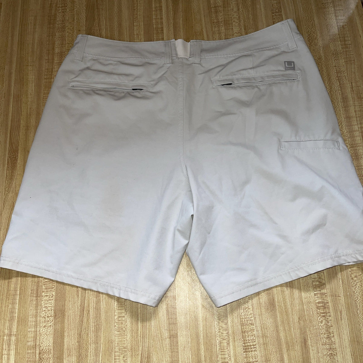 Huk Shorts 34
