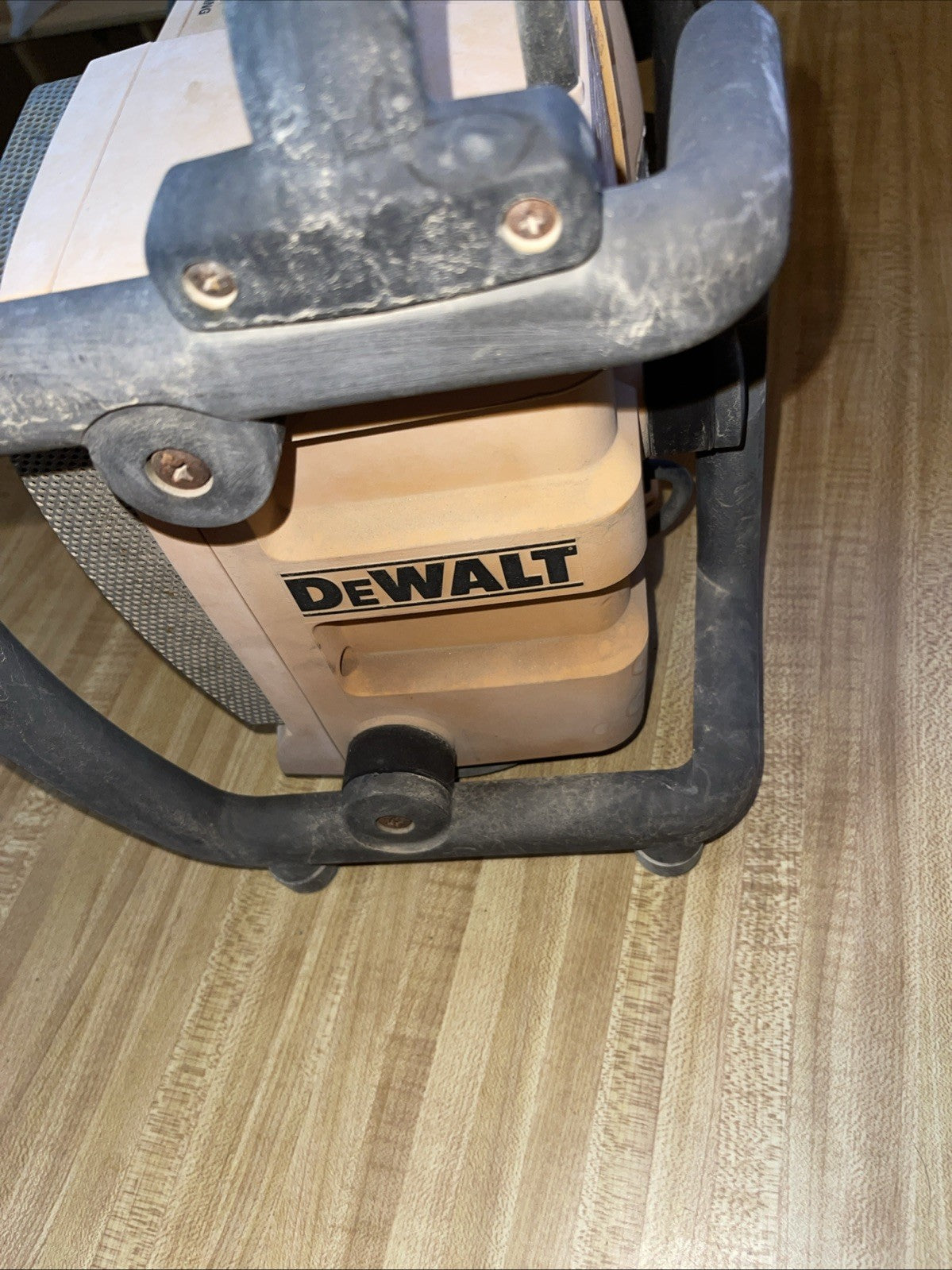 dewalt jobsite radio