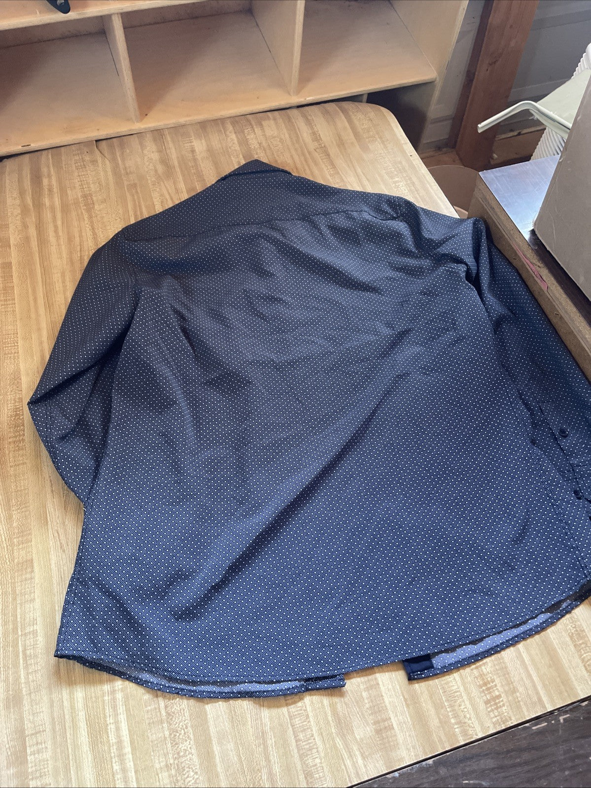 tom baine performance shirt Large 