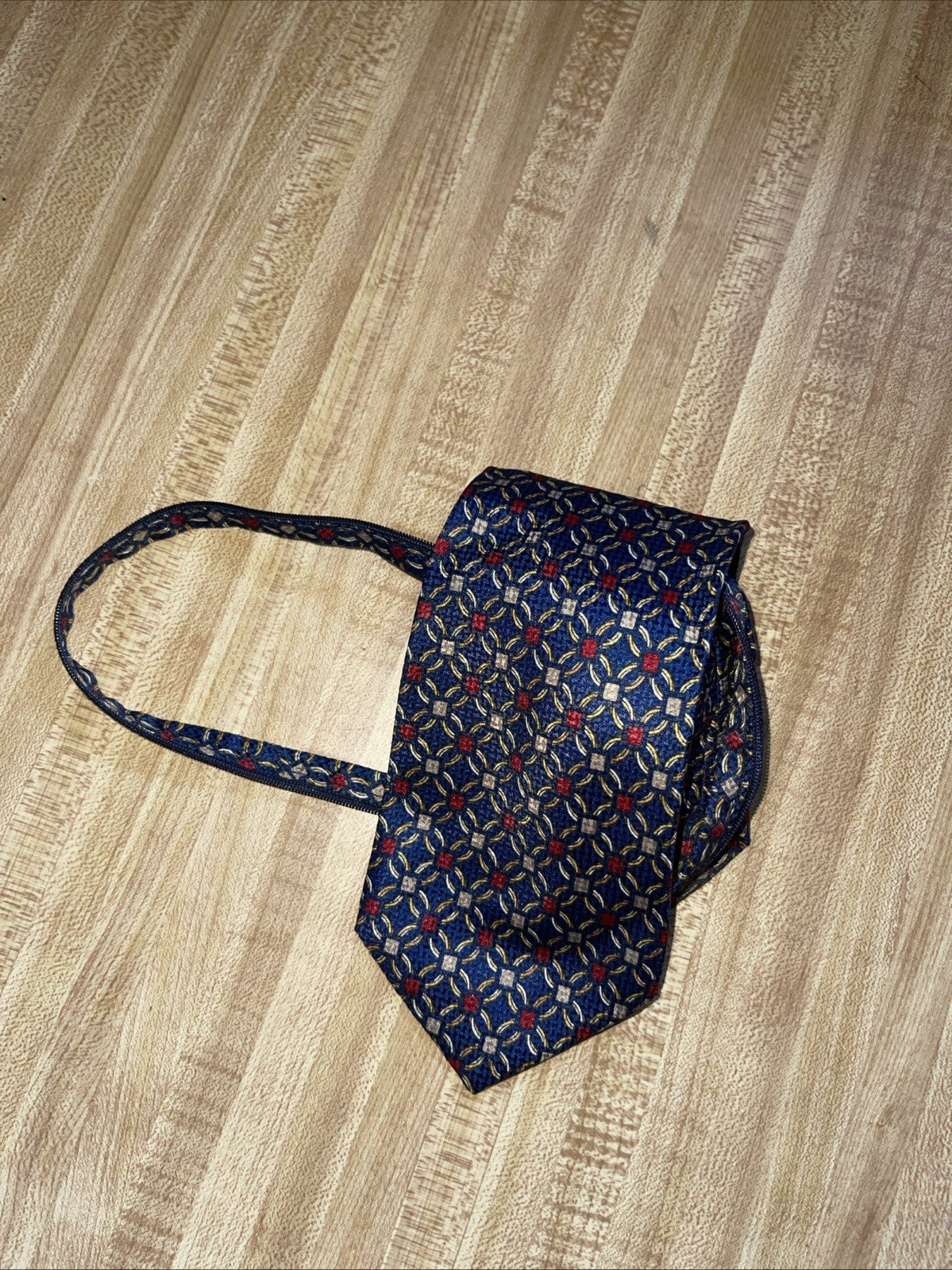 Zippit Tie