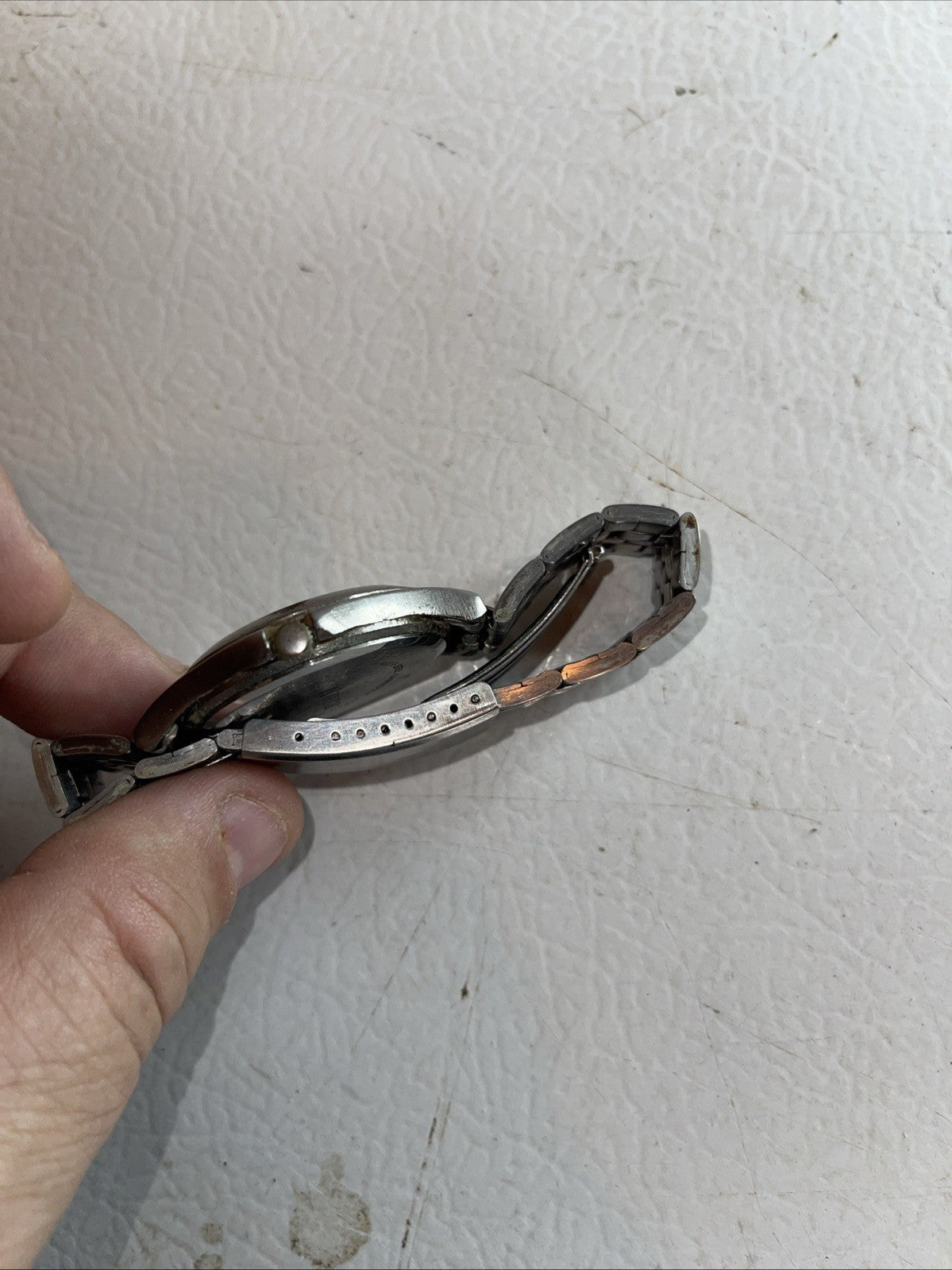 Futura 30M Water Resistant Watch Needs Battery