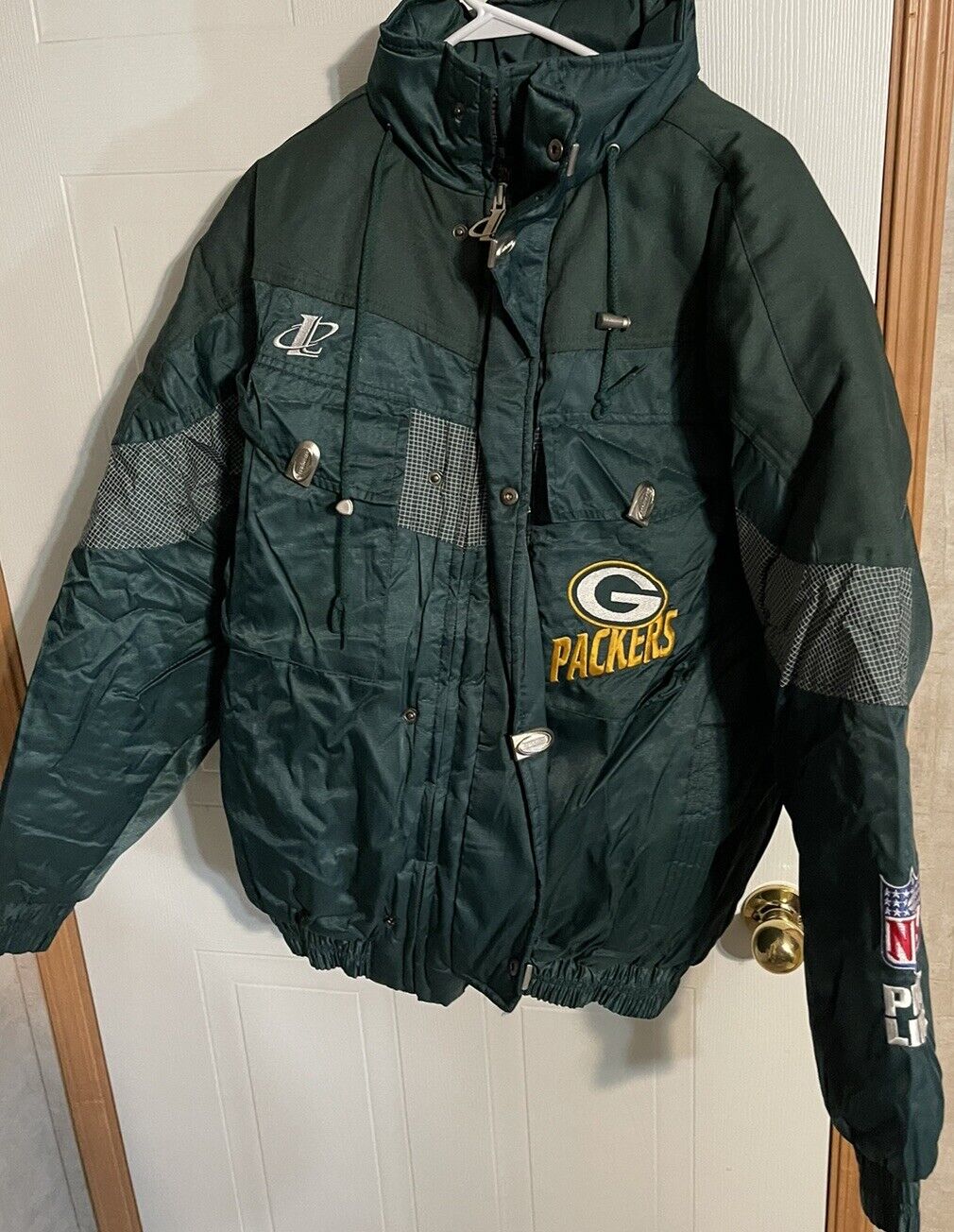 Vintage Logo Athletic Pro Line Packers Puffer Jacket Medium 