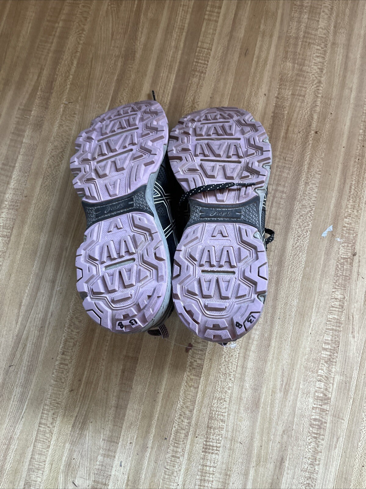 asics gel venture 8 womens 10 Wide