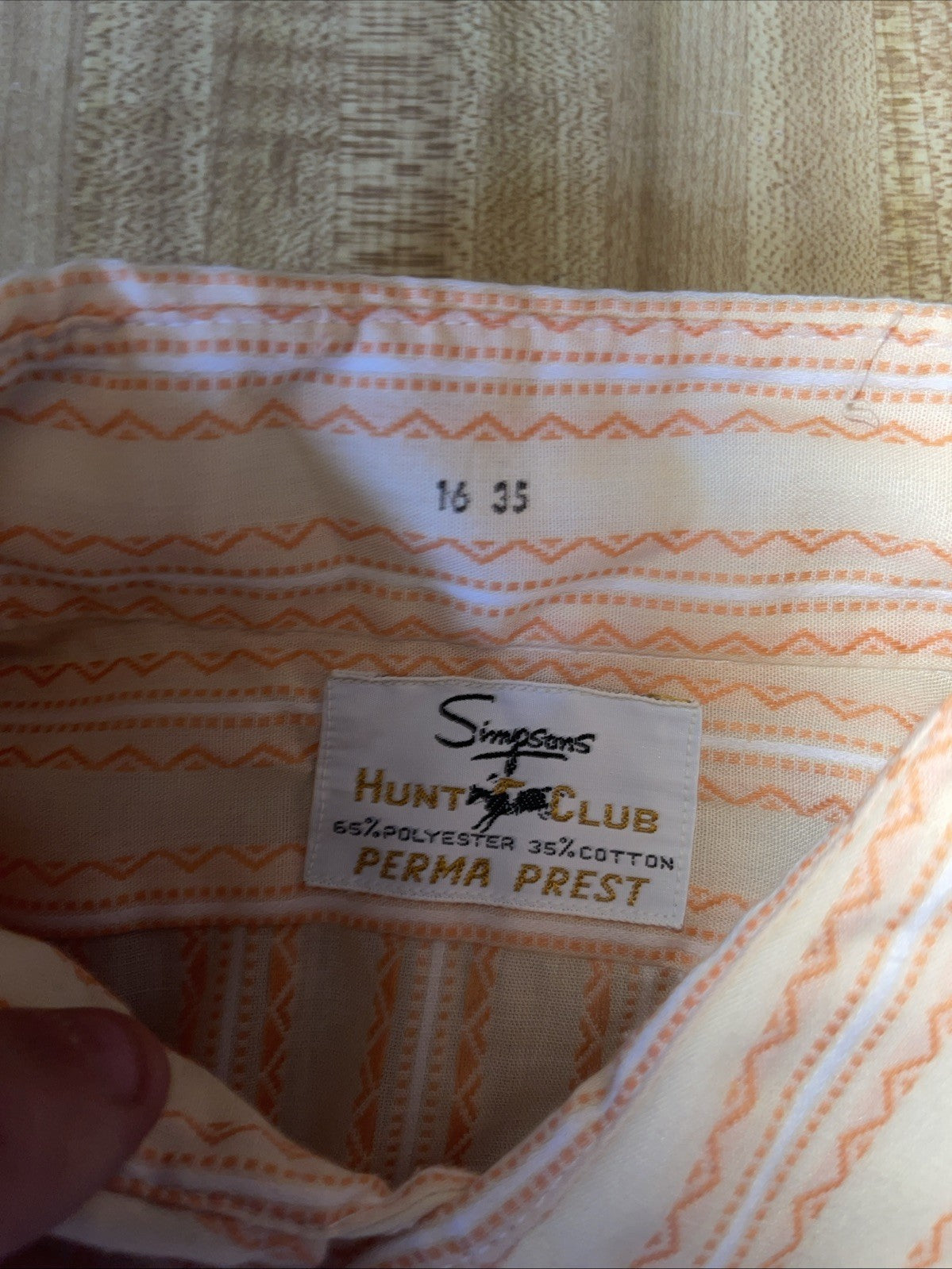 Vintage Simpsons Hunt Club Button Up 16