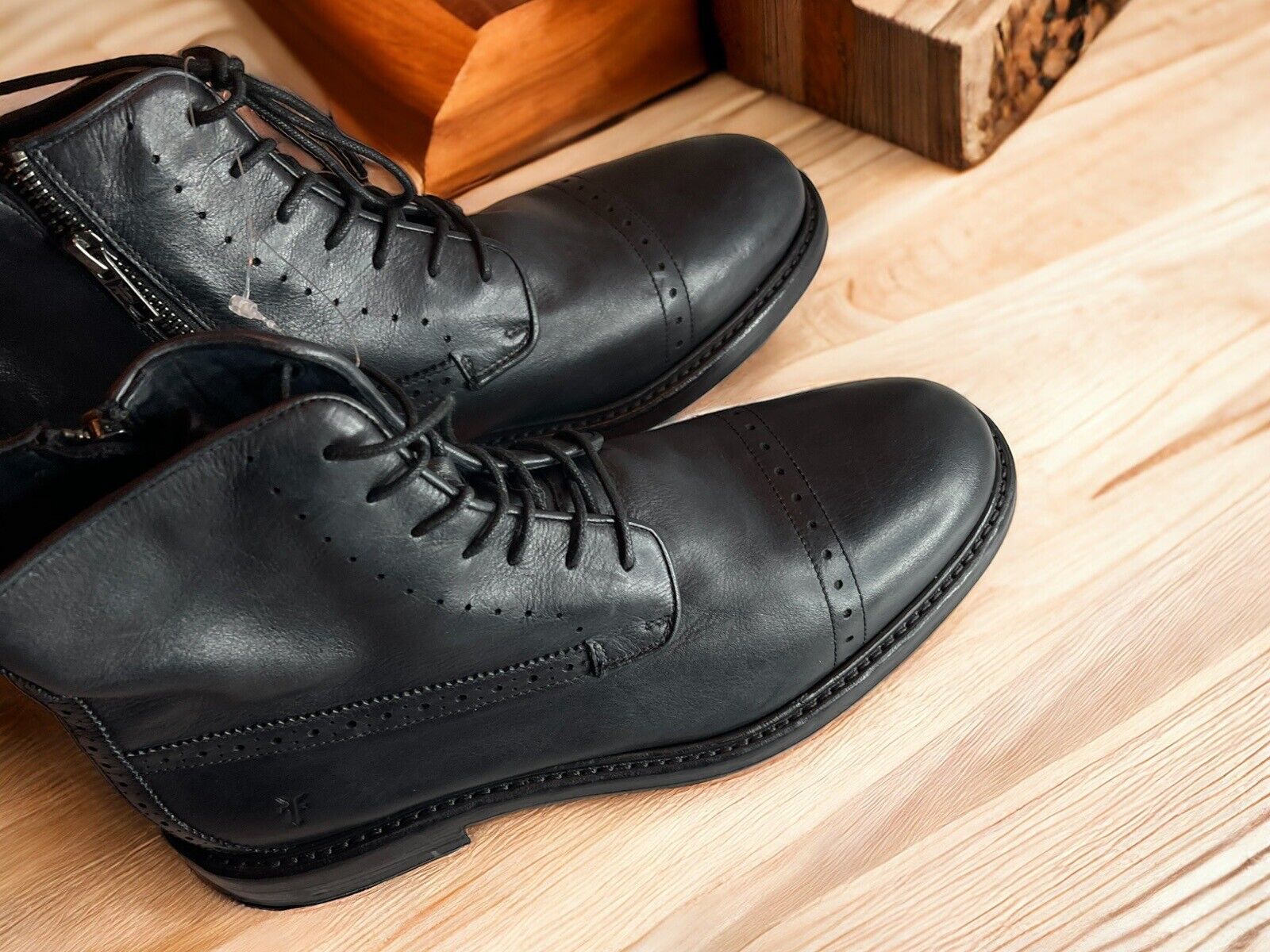 Frye Lace Up Side Zip Boots 9.5