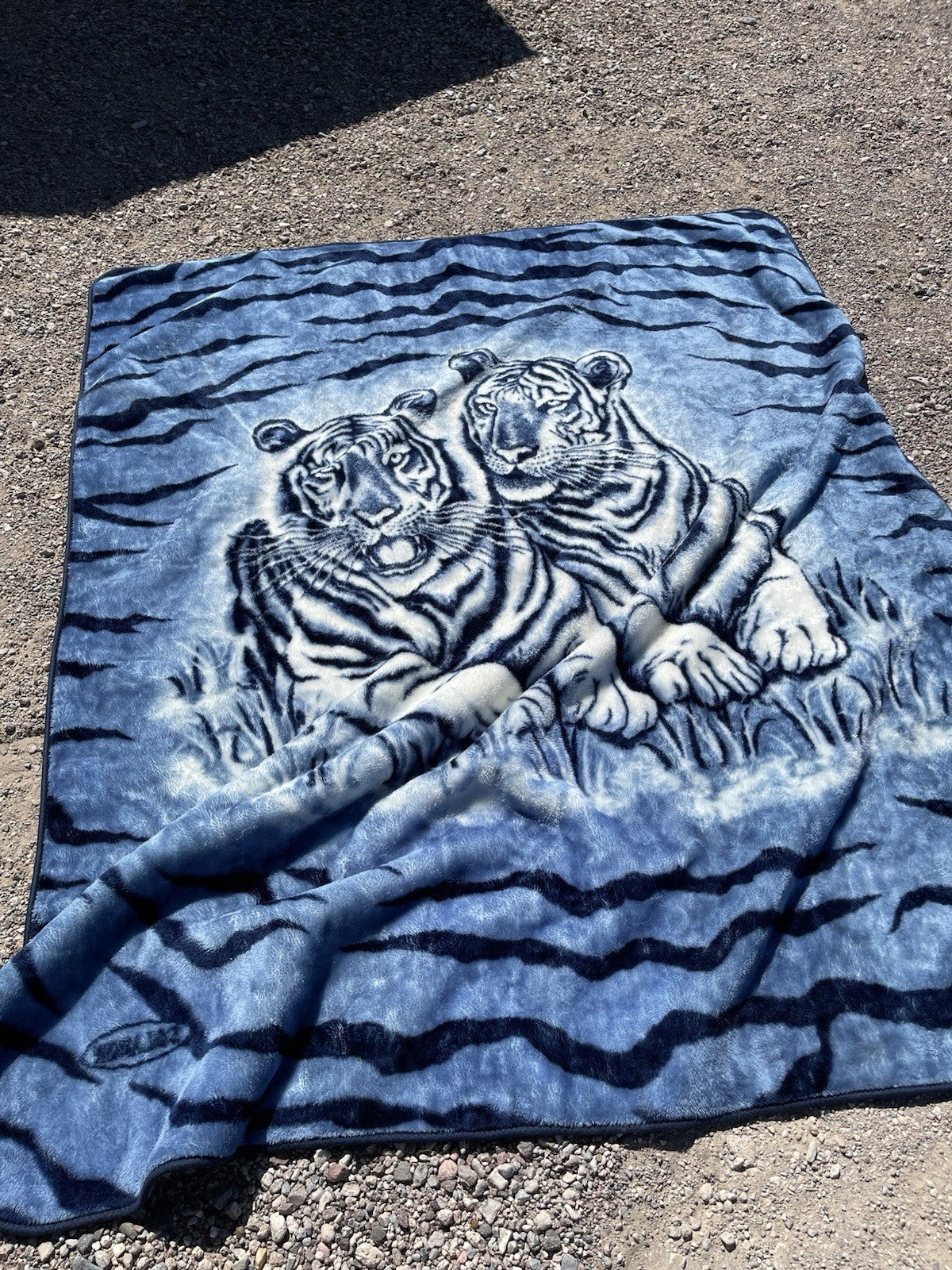 Solaron Tiger Blanket Vintage