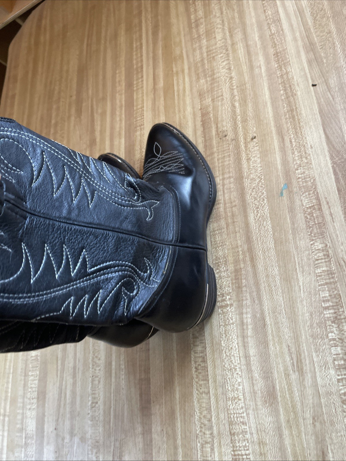Soonhung Cowboy Boots 7.5