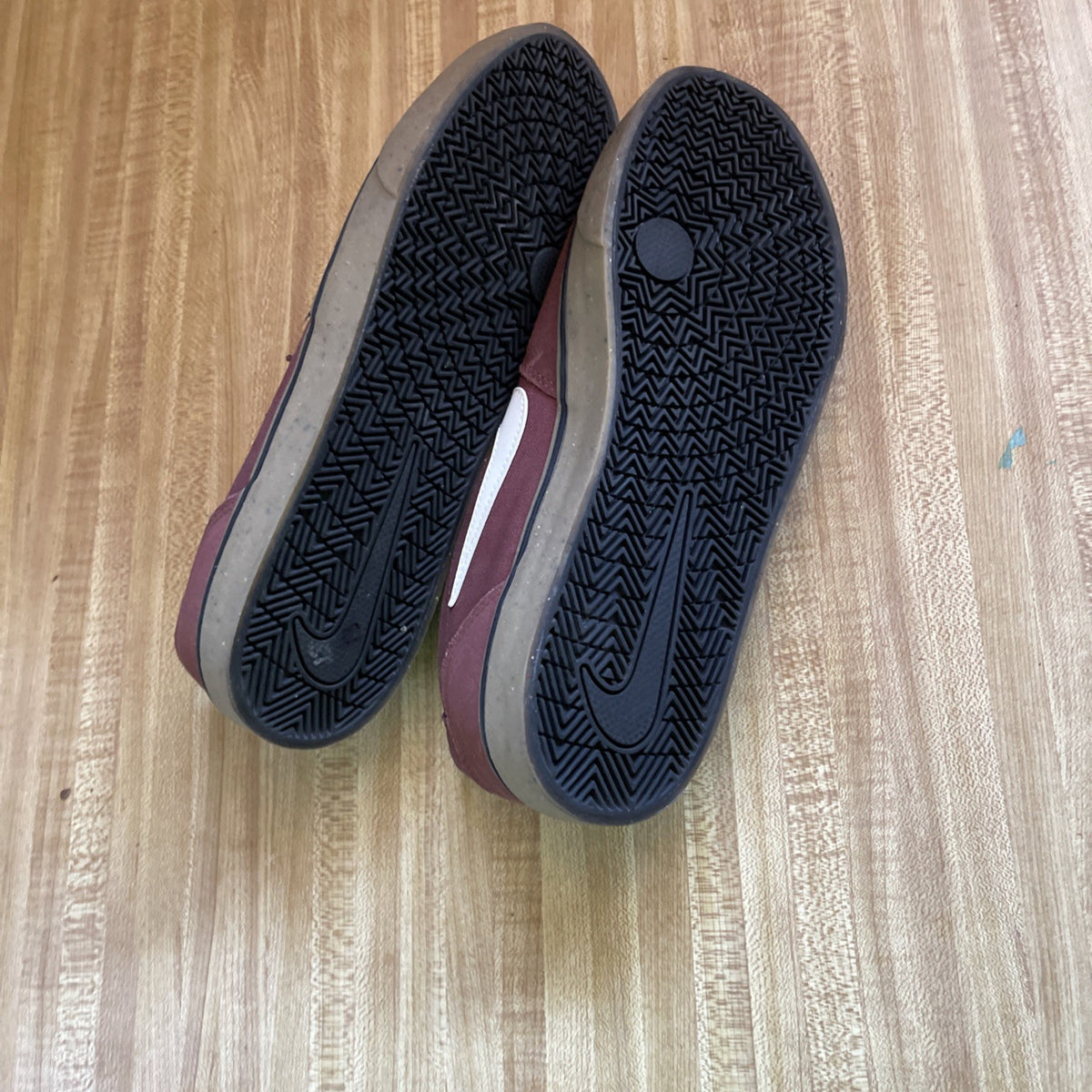 Nike SB Chron 2 Dark Pony  11.5