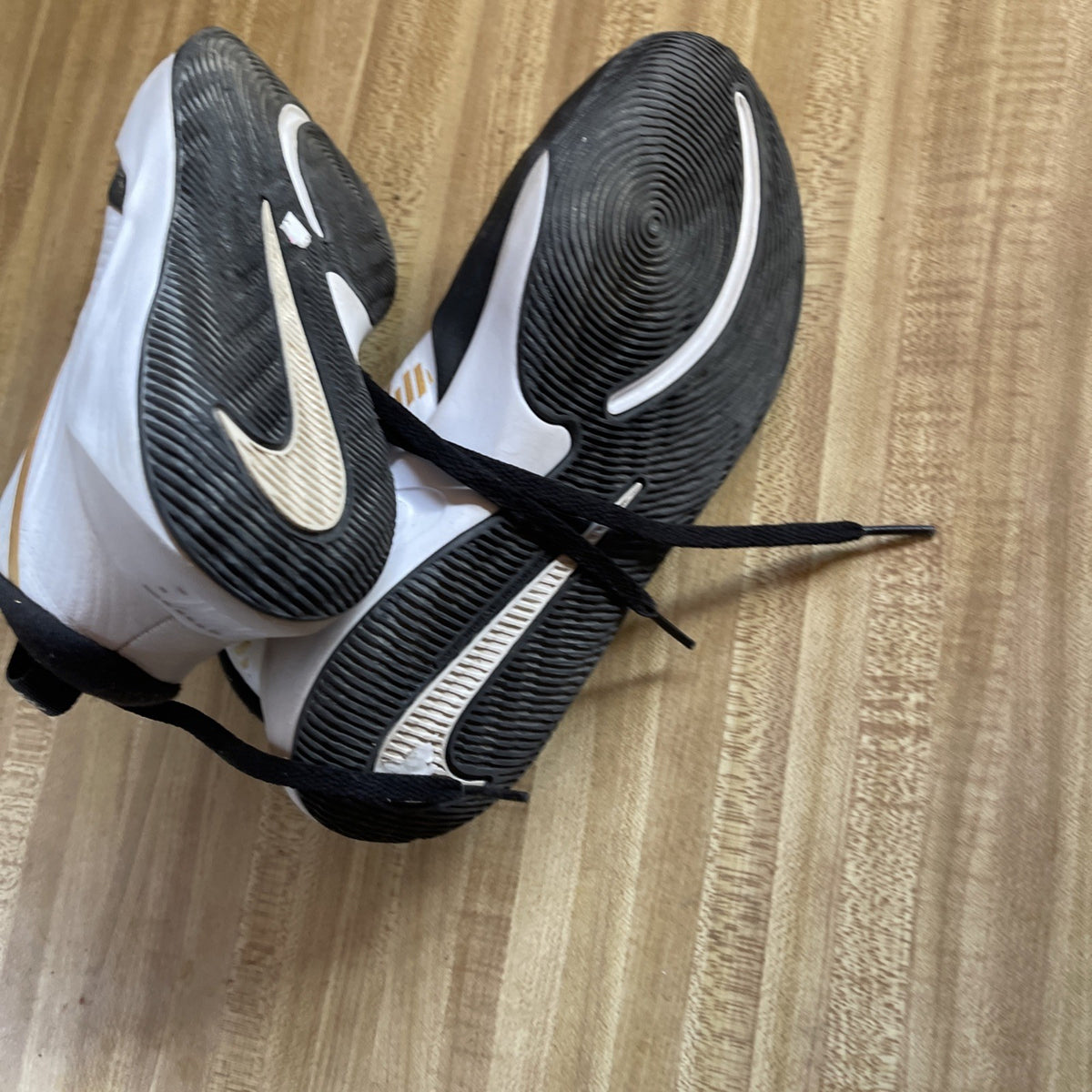 Nike Teamhustle Sneakers 4Y