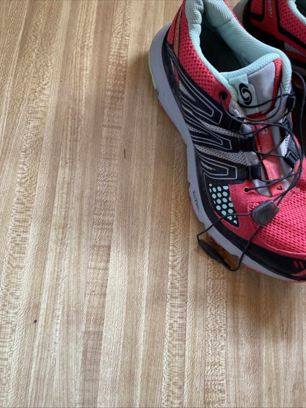 Salomon XR Mission Size 8.5
