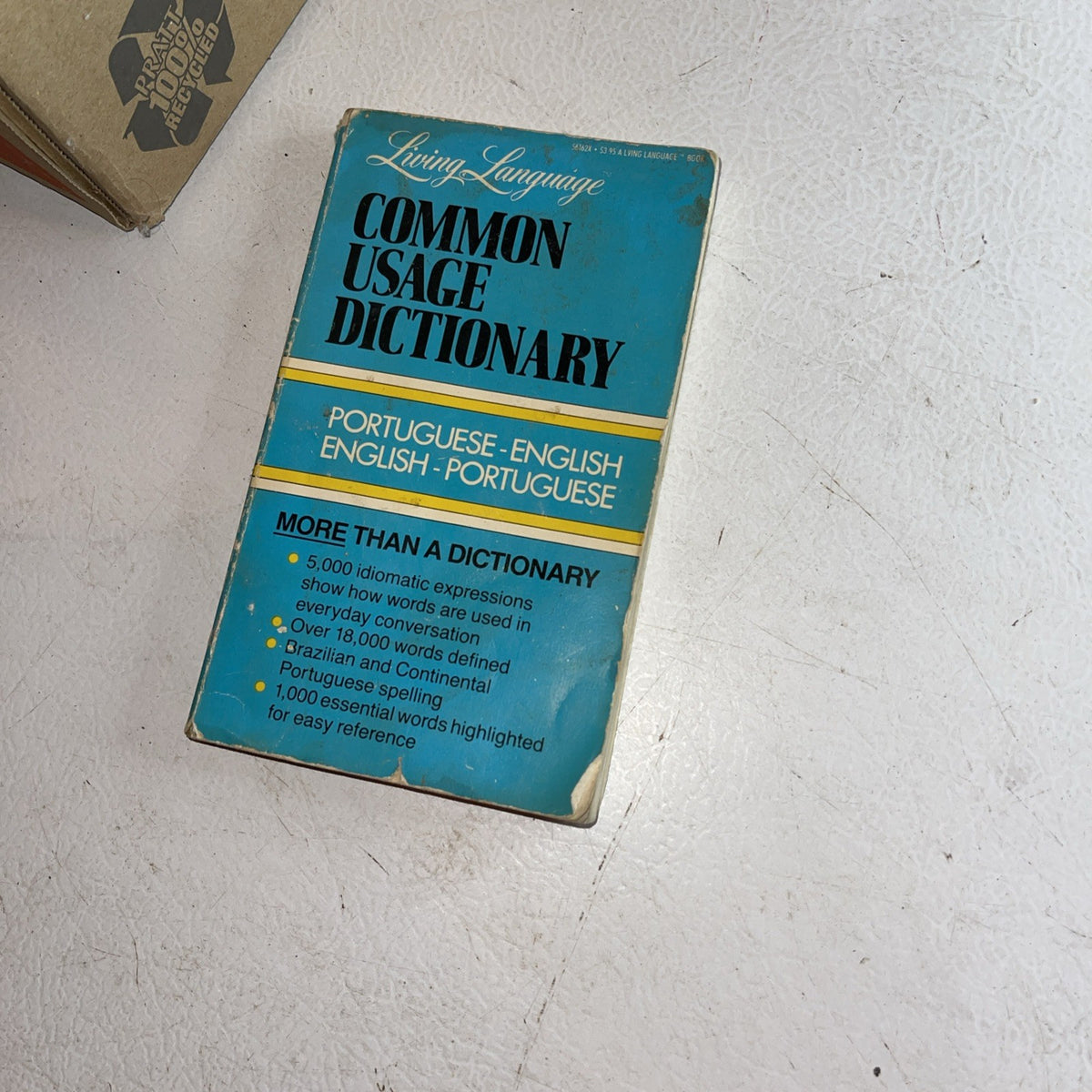 Living Language Common Usage Dictionary Portugese English 