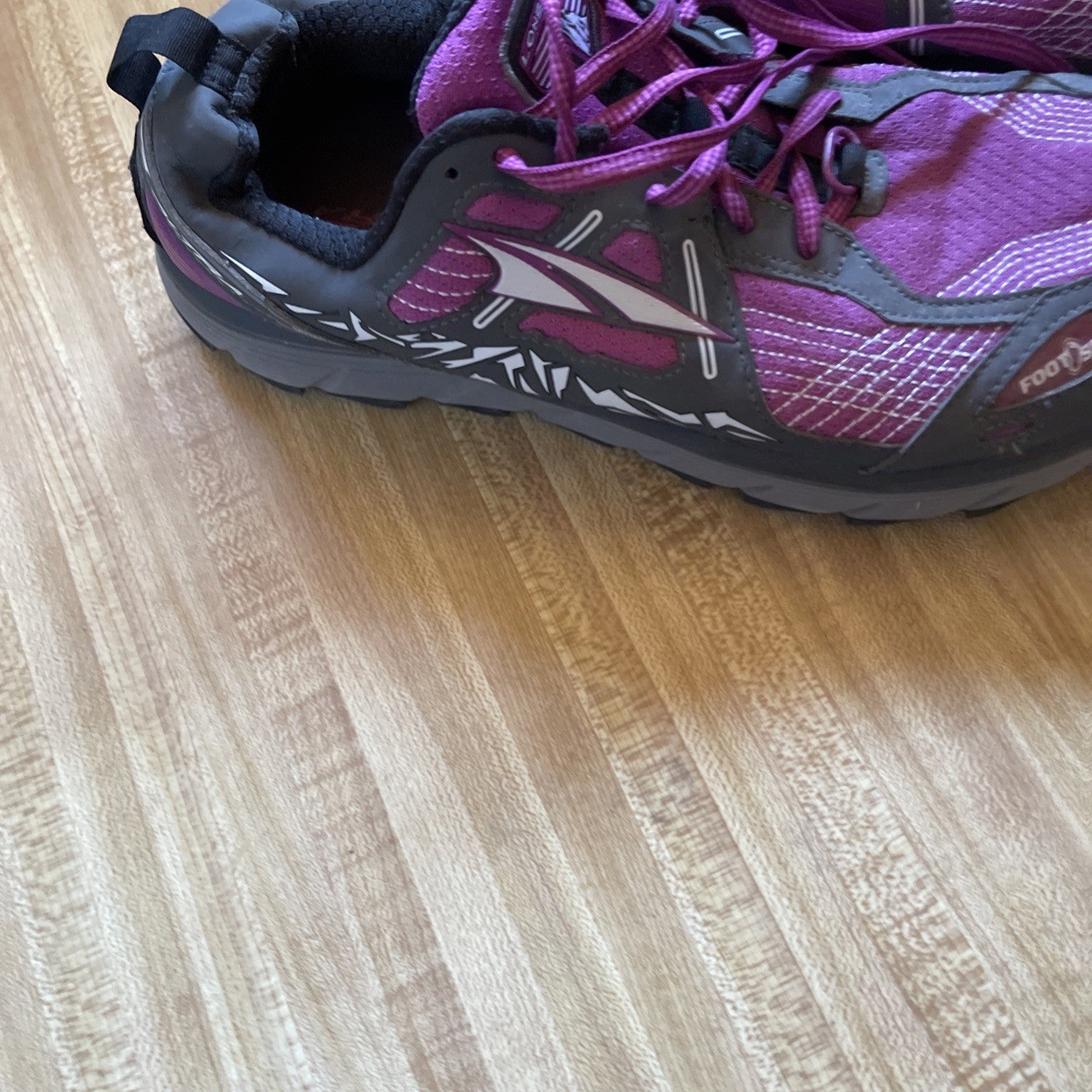 Altra Lone Peak Gaiter Trap Size 9 Wide