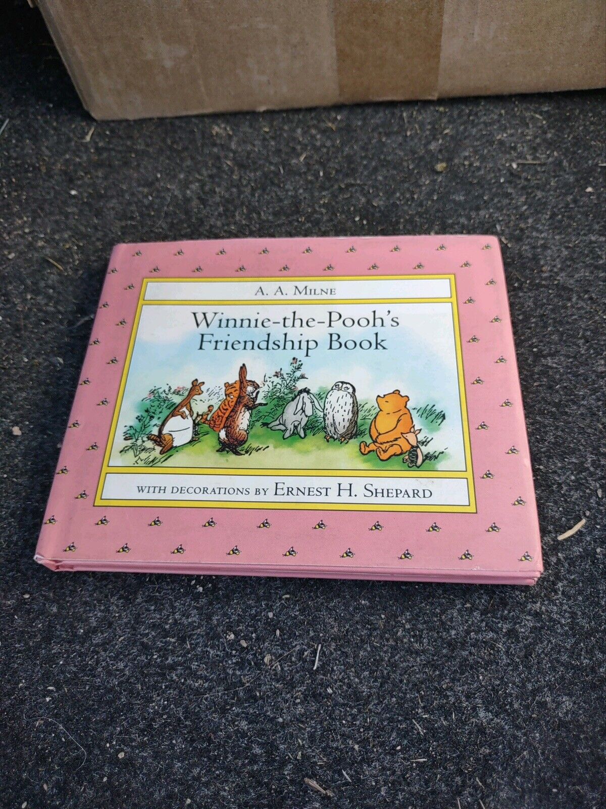 Winnie The Pooh’s Friendship Book