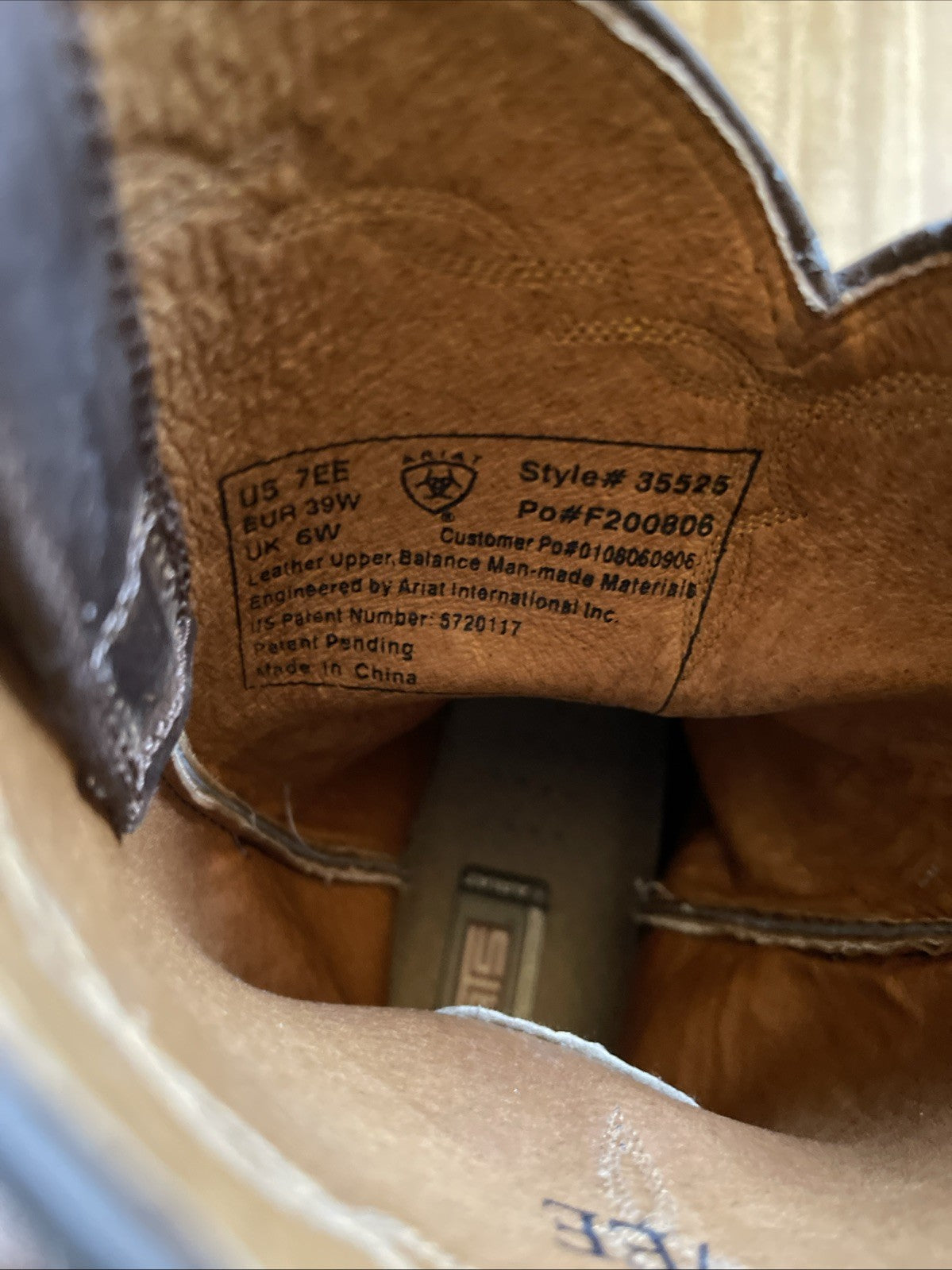 ariat ats cowboy boots 7 EE