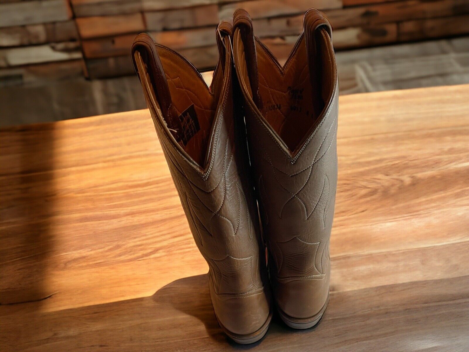 Tony Lama 4013 8B Tufgum Soles