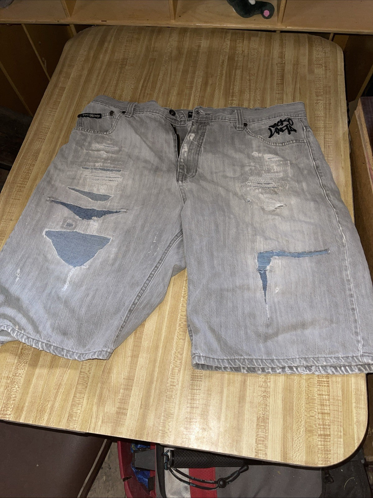 Ecko Unltd Jorts 40 Distressed Y2K Hiphop Streetwear 