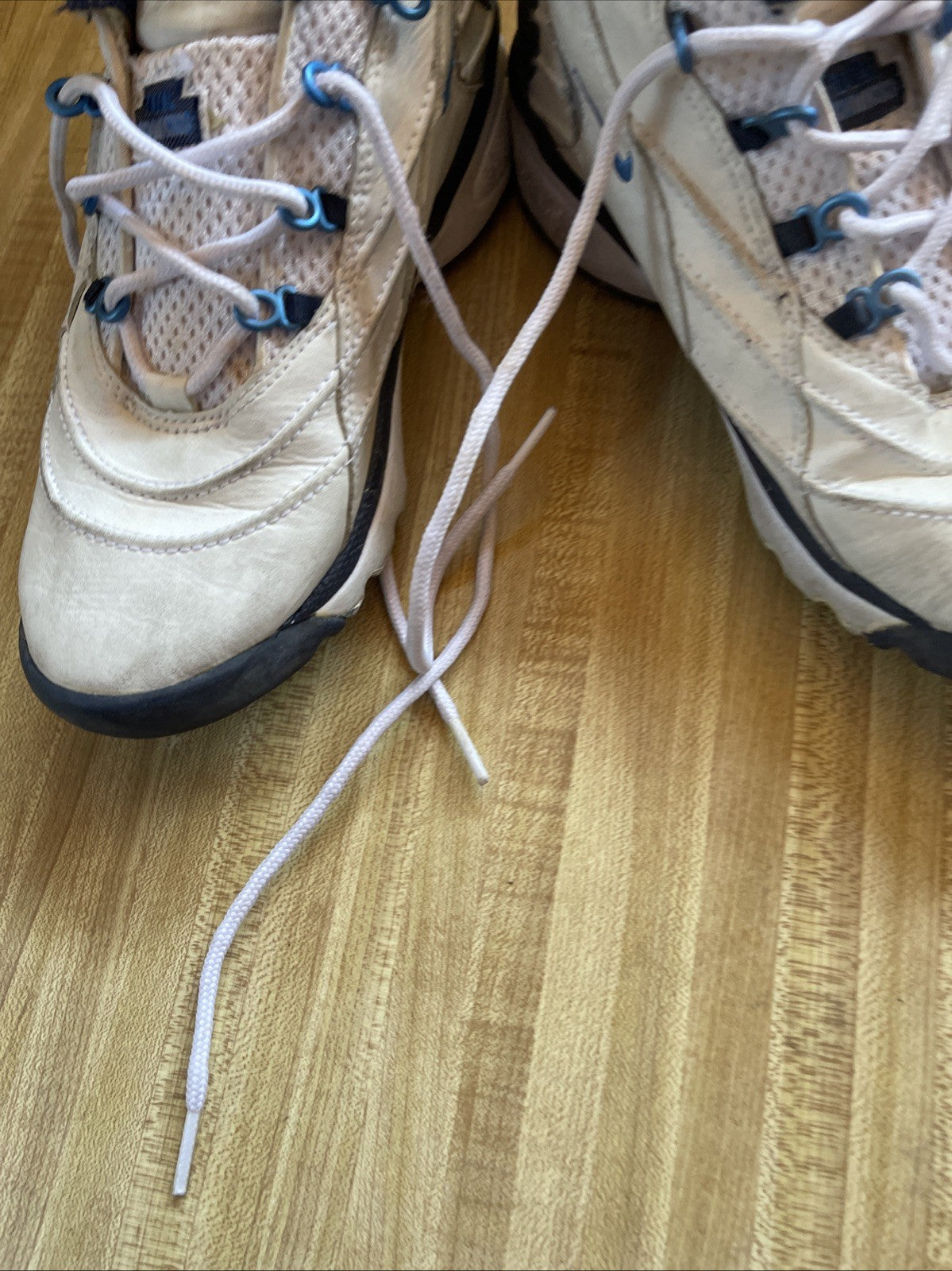 Nike Total Conditioning Sneakers 8.5