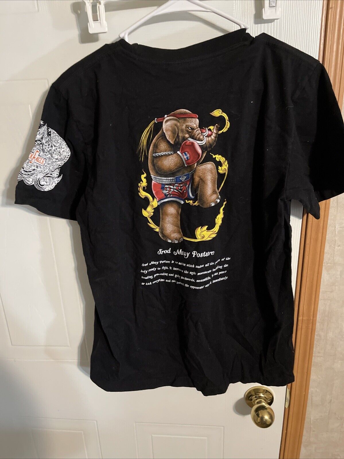 Rock Eagle Trod Muay Posture T Shirt Medium 