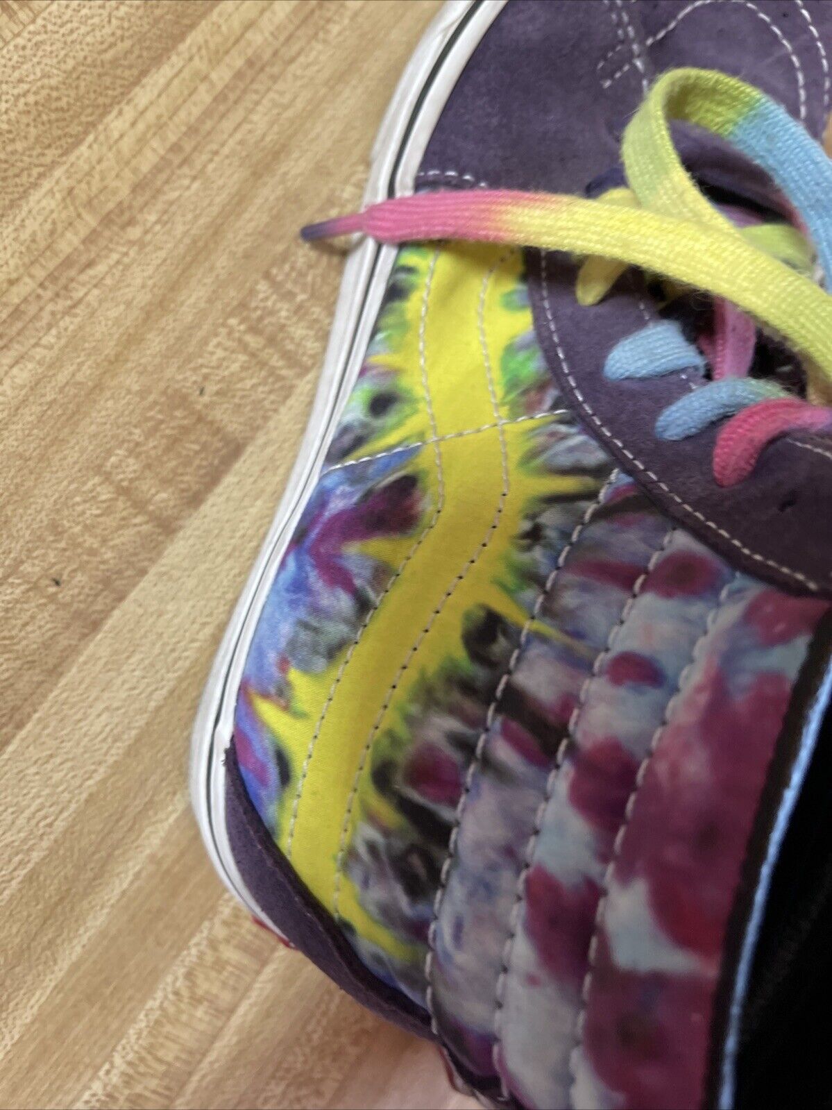 Vans Sk8 Hi Graffiti Tie Dye Size 7 Women’s 