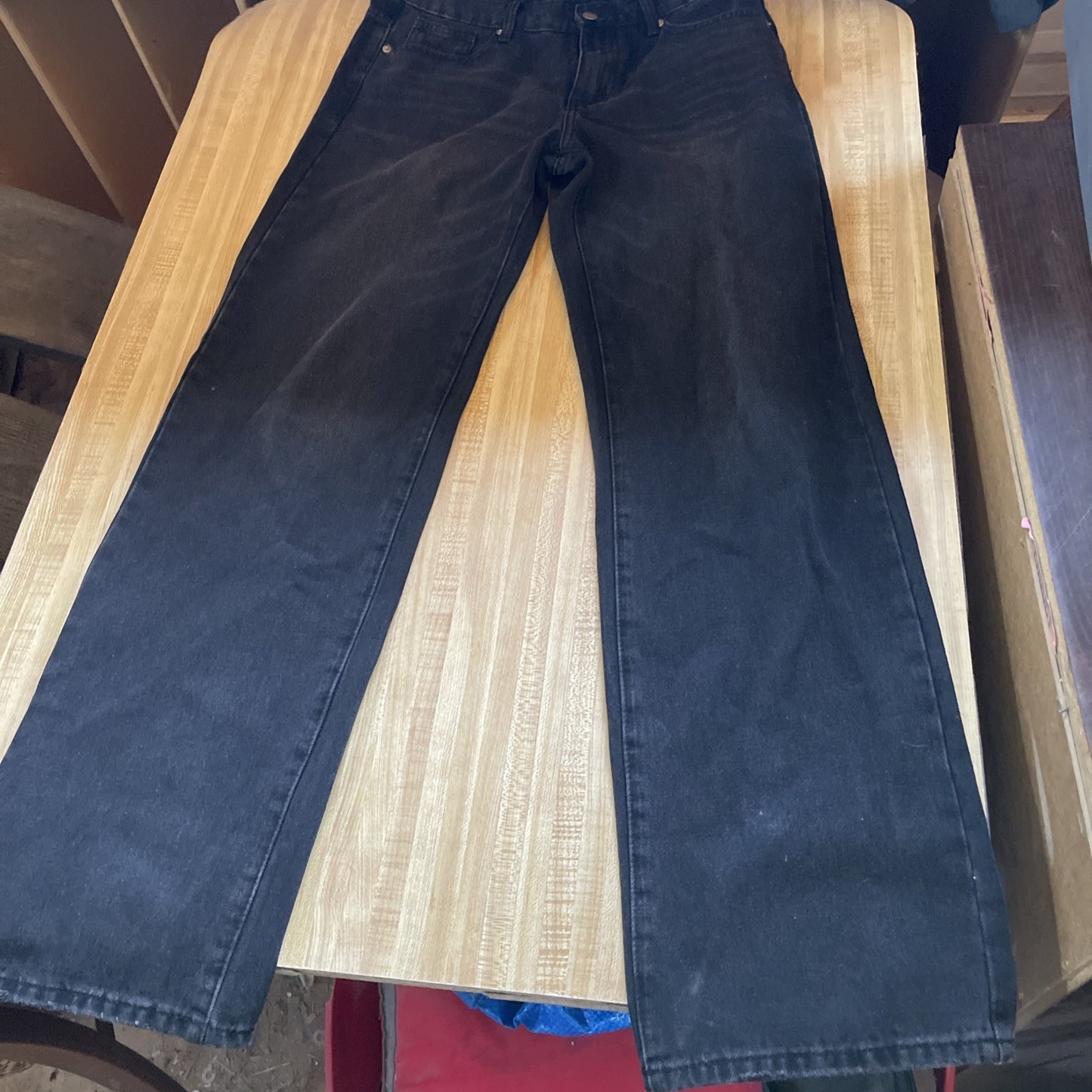 MNML Baggy Wide Leg Jeans 30/32 Tag Says 30/34 9 Inch Leg Opening 