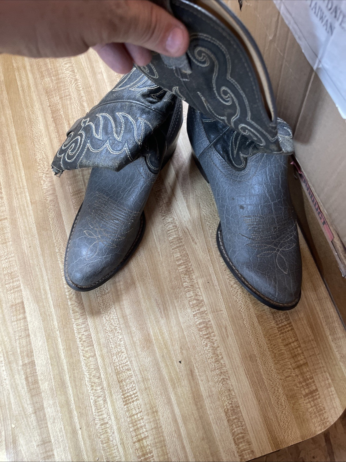 Honchos Cowboy Boots 9
