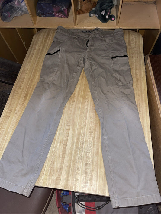 duluth trading company flex fire hose pants 38/34